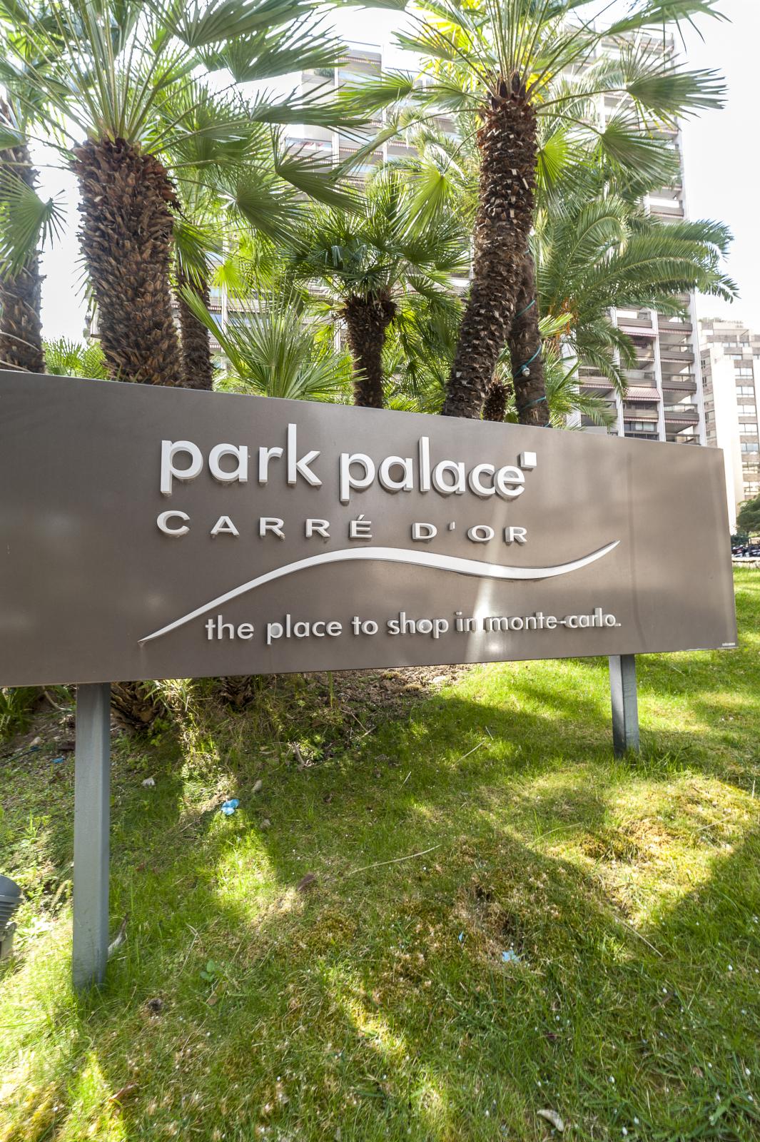 Appartement meublé de 2 chambres à louer | Park Palace, Monaco Carré d’Or
