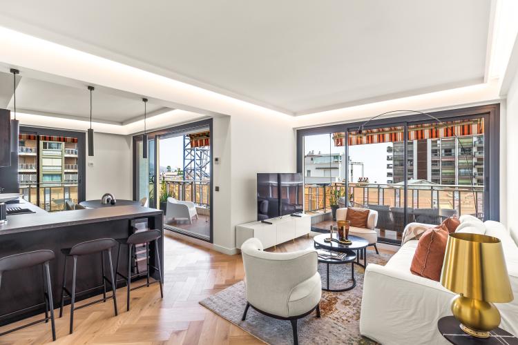 3 Pièces rénové avec terrasses et vue dégagée, à deux pas du Carré d’Or