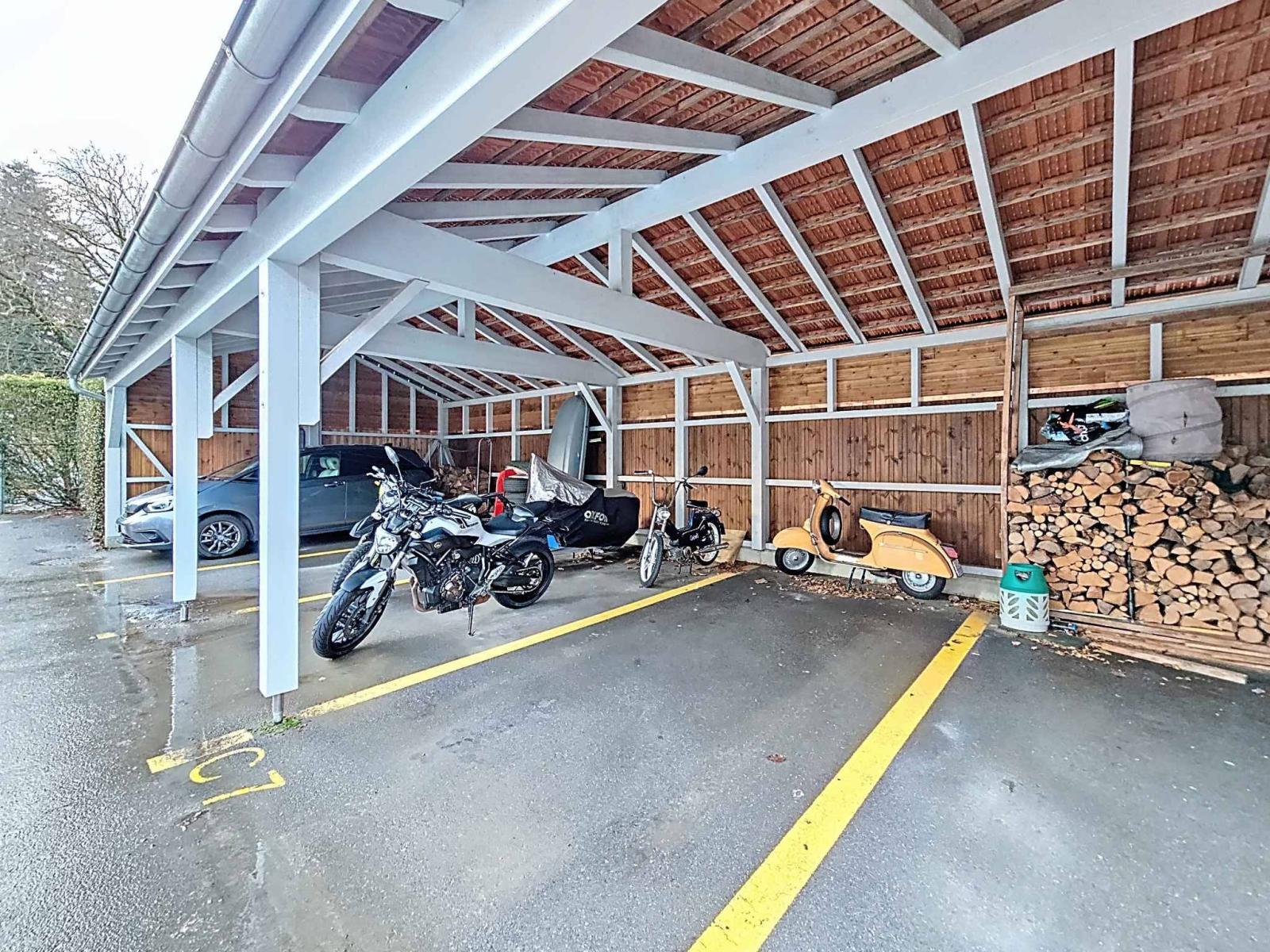 Élégant appartement aux volumes généreux avec jardin privatif