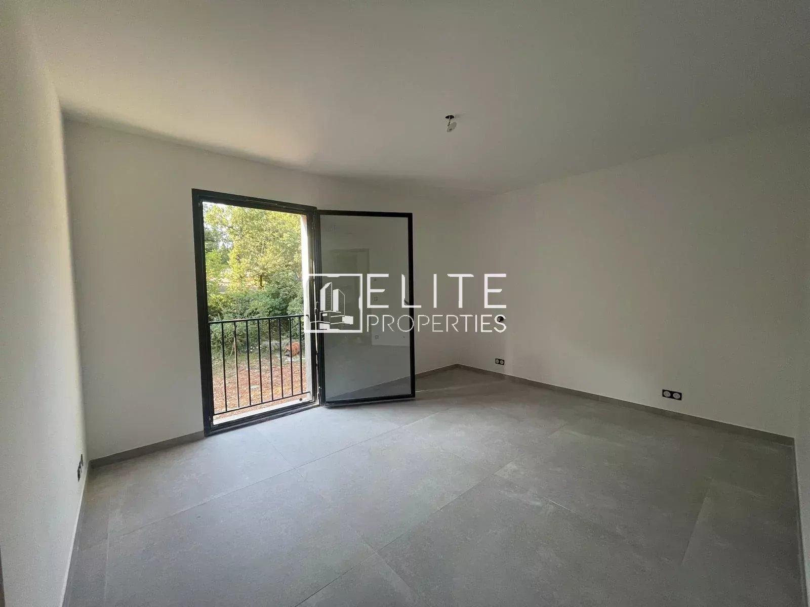 MAISON NEUVE 4 PIECES 120m² SAINT-CEZAIRE