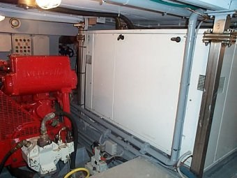 f981c_2d1d06ff-1df3-49e4-90b8-55cca5eb968e.2048.jpg