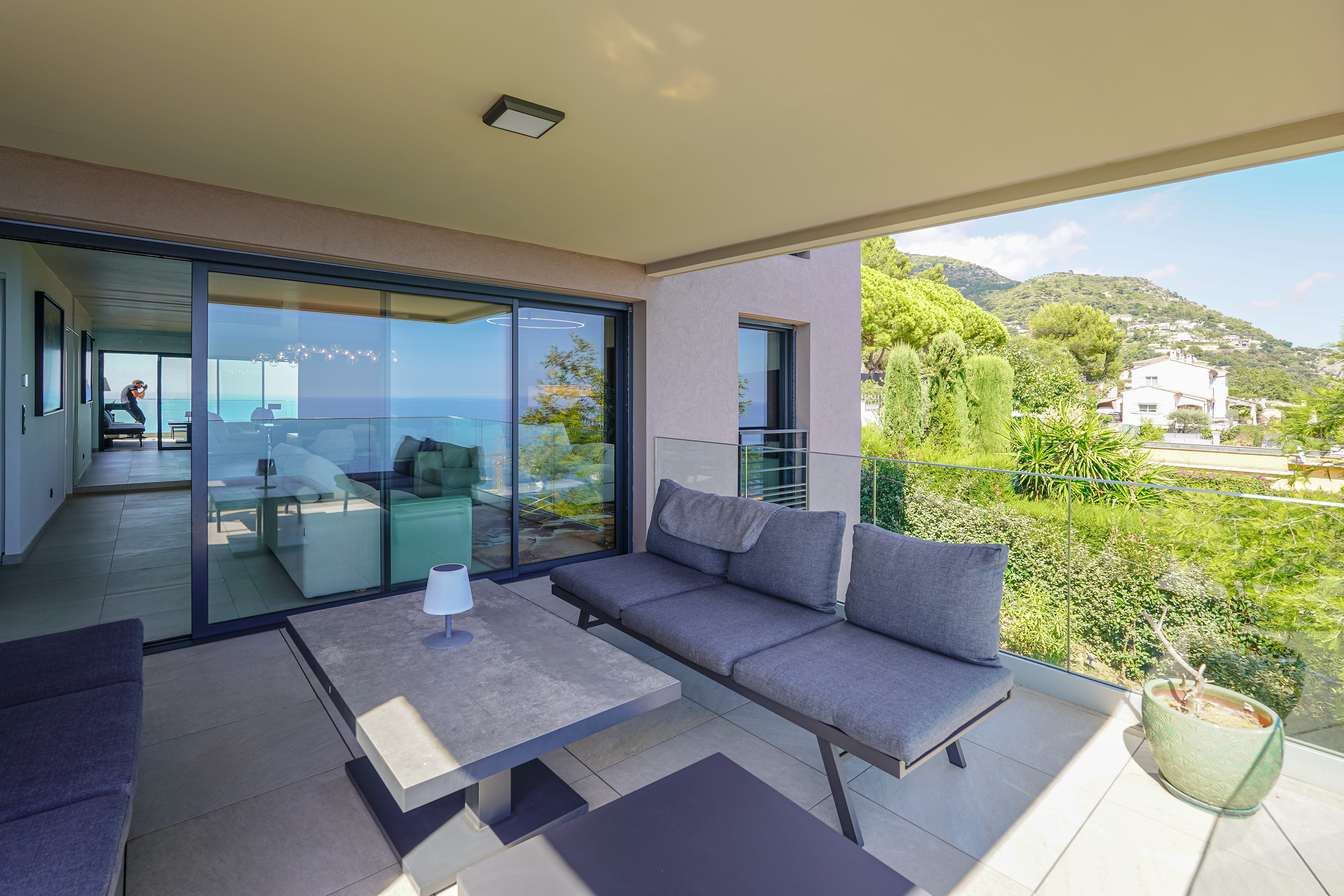 a34b0_terrasse-4p-monte-vista-valeri-agency-1788873410.jpg