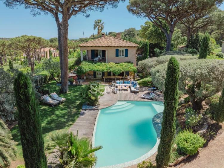 Charmante villa provençale 5 chambres, vue mer - Saint-Tropez