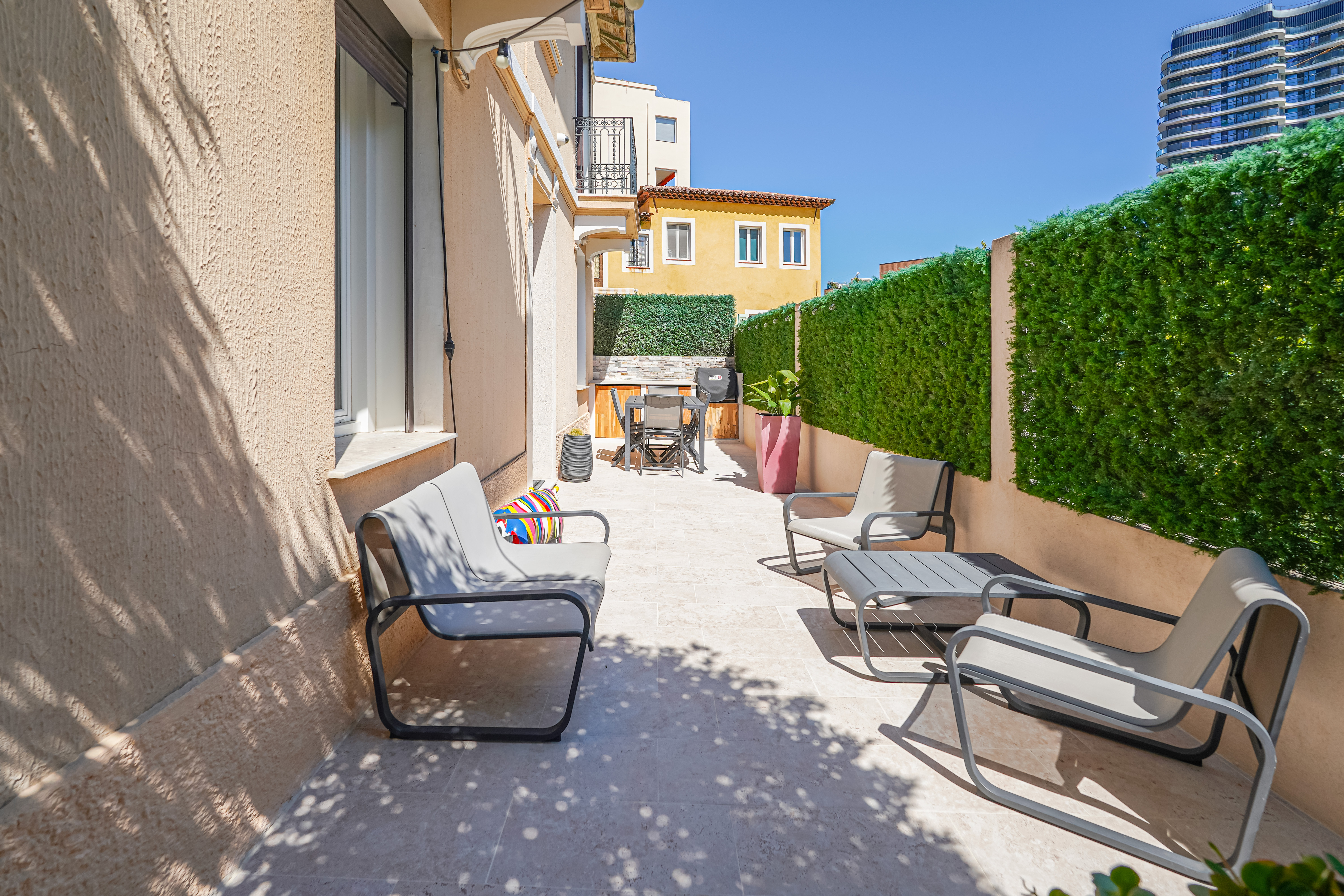 a3c90_terrasse-bis.-beausoleil-valeri-agency-by-jm-barei-cap-d-ailjpg-1780299245.jpg