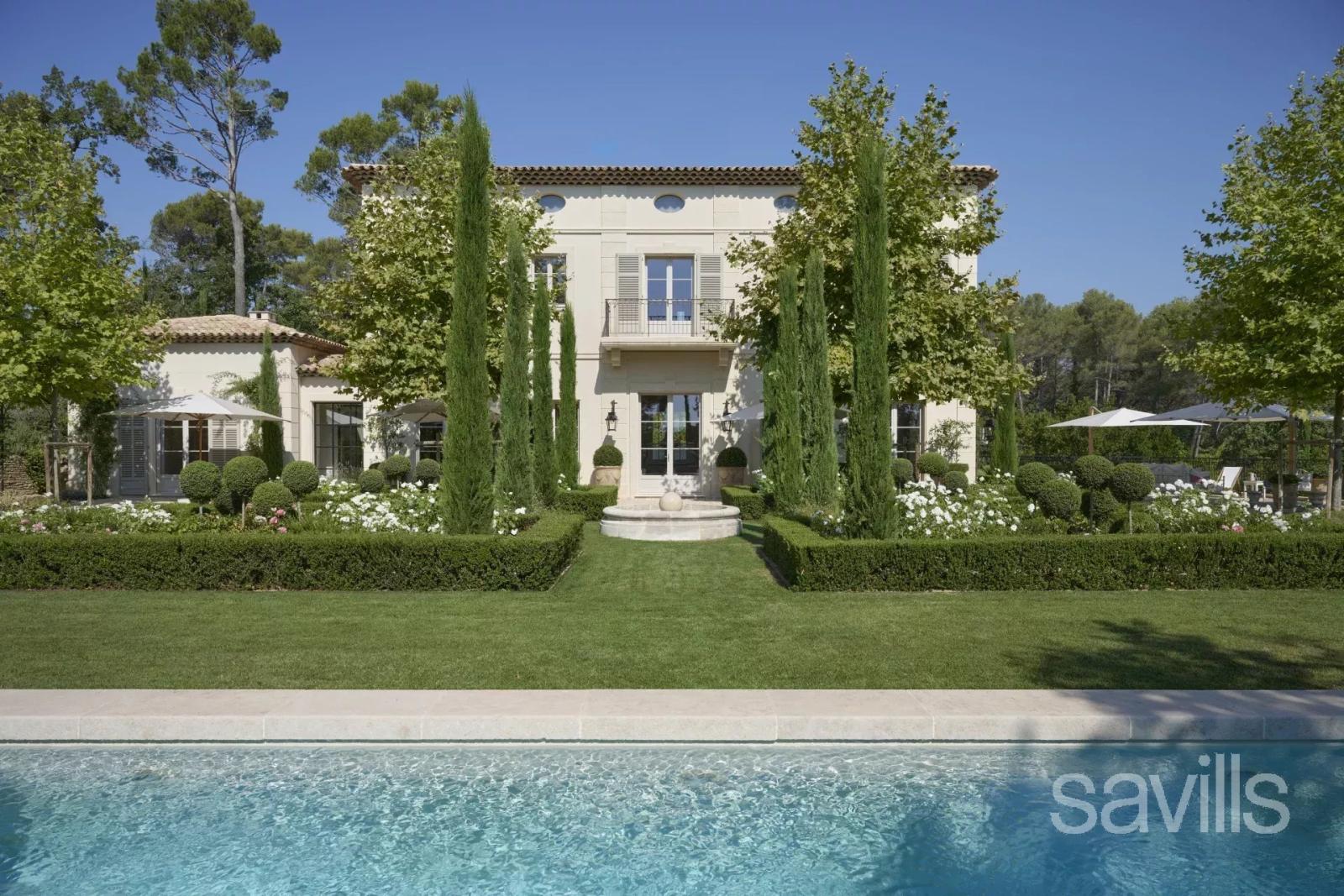 Magnifique propriété au sein du domaine