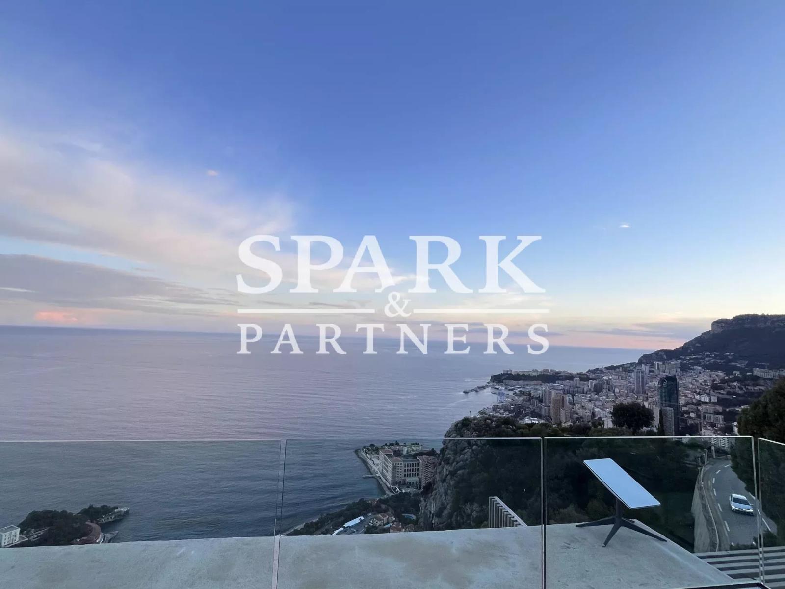 Roquebrune-Cap-Martin - Villa avec vue panoramique sur la mer