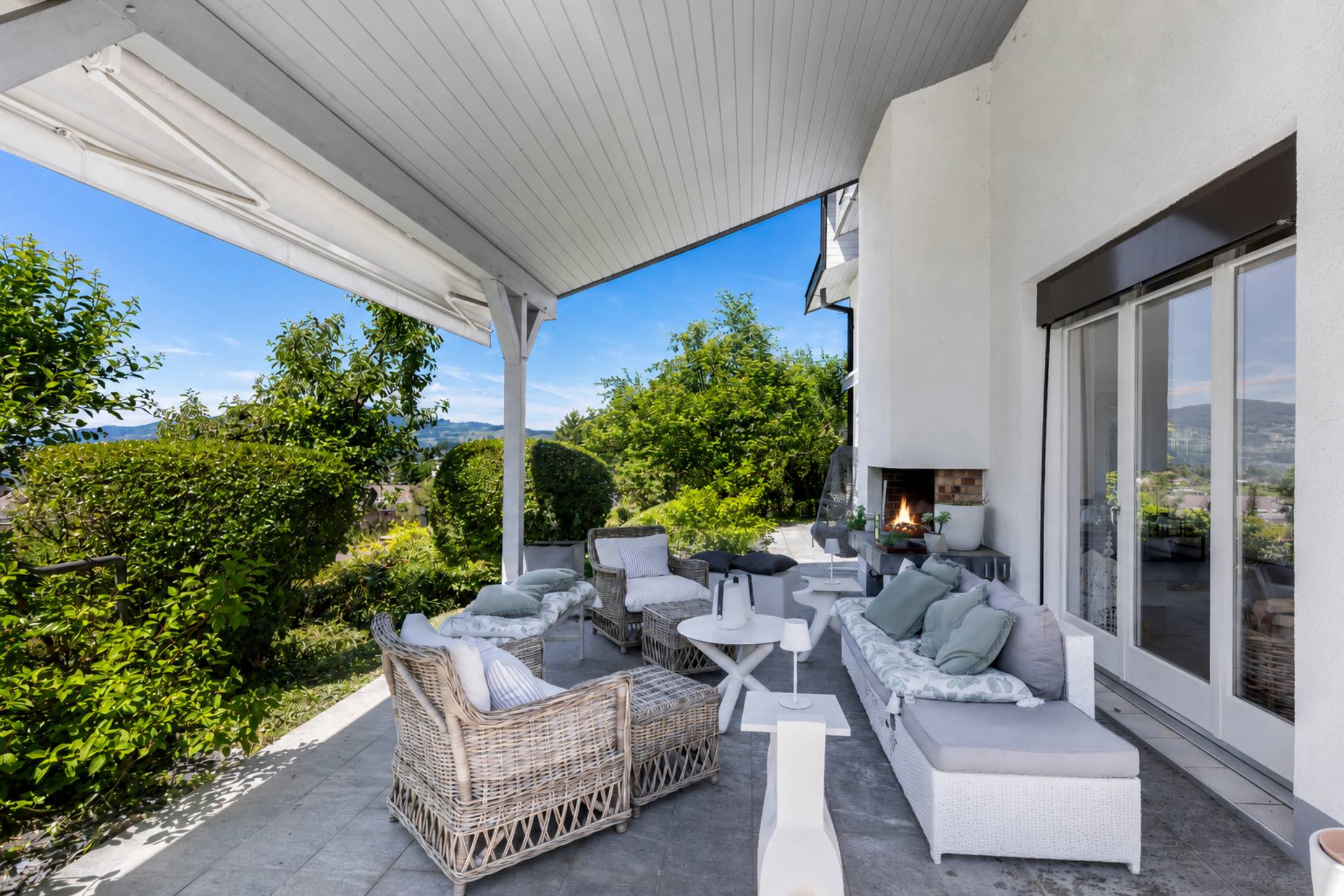 a6VG1_kaban-bien-6655623.png