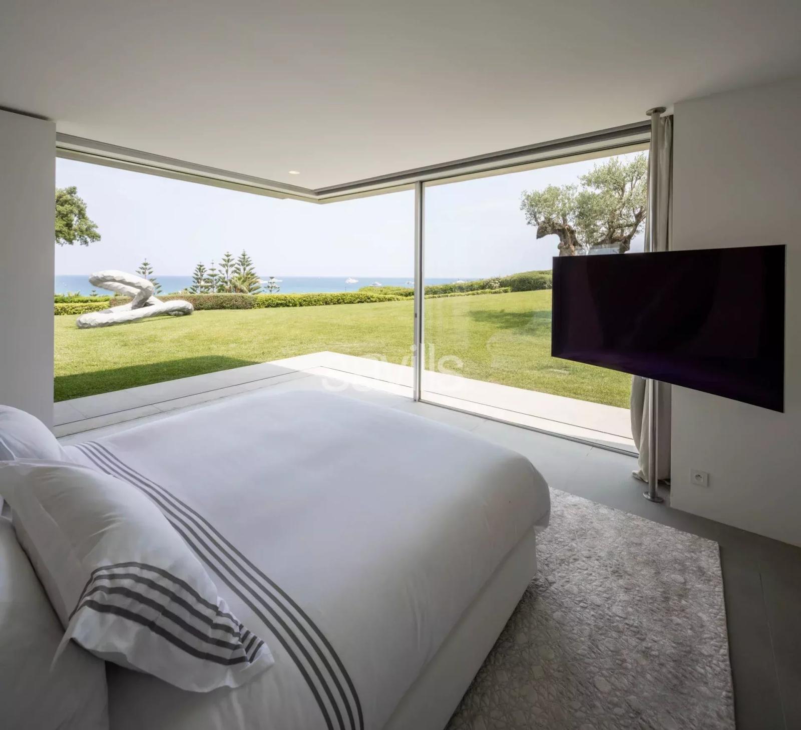 Ramatuelle, superbe propriété à louer, face à la mer.