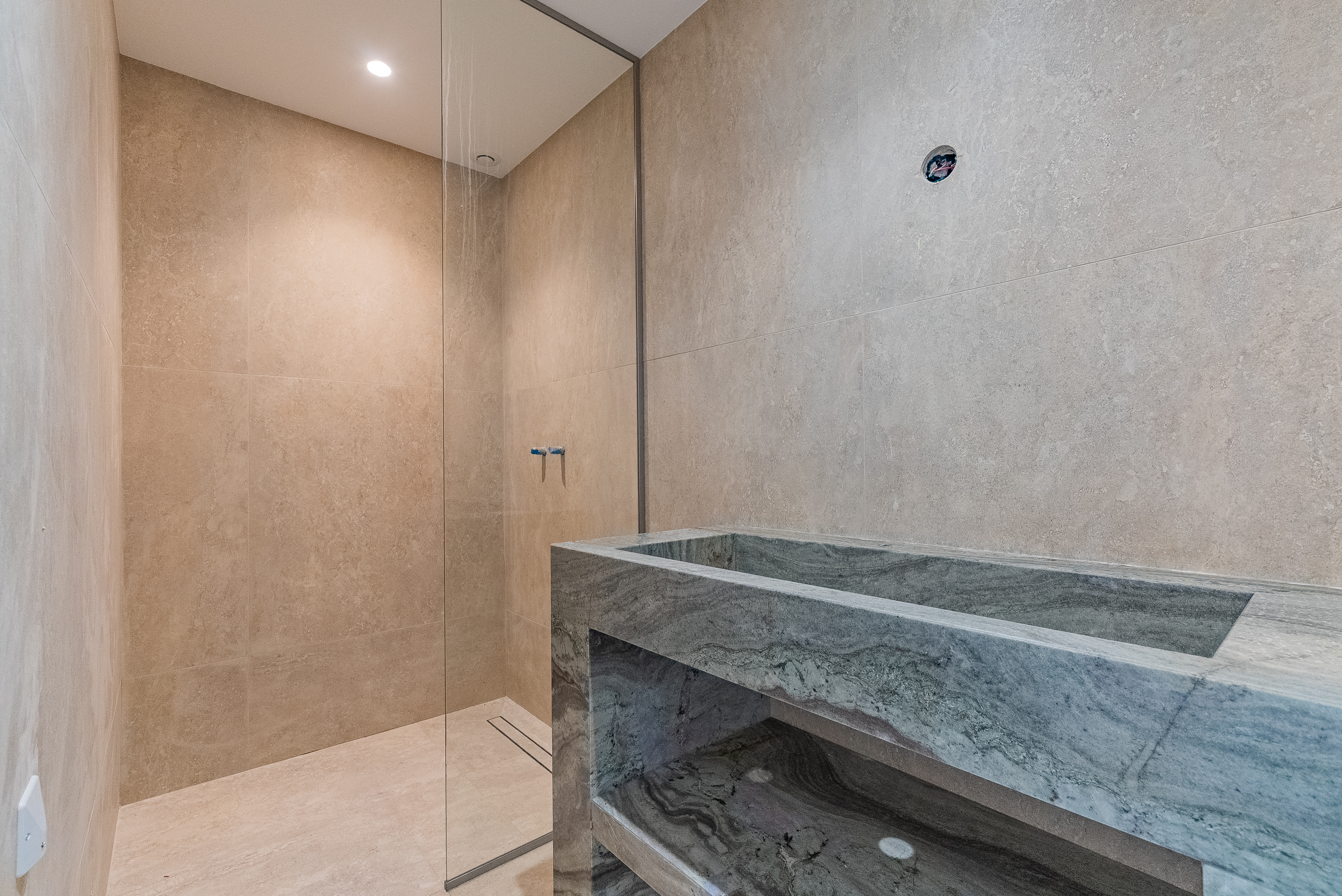 a79CI_dsc00615-hdr-1765556159.jpg