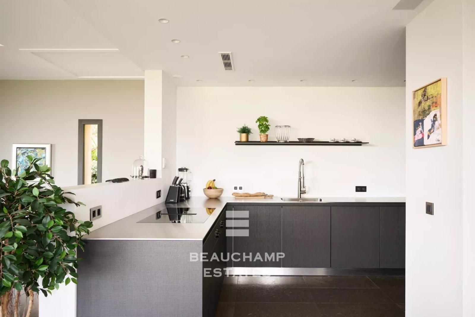 Exclusivité - Montauroux – Villa contemporaine avec vue panoramique