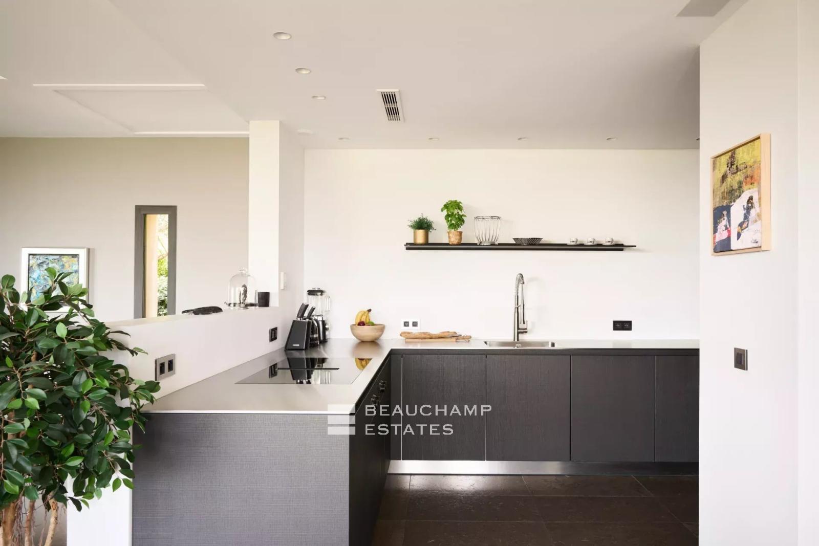 Exclusivité - Montauroux – Villa contemporaine avec vue panoramique