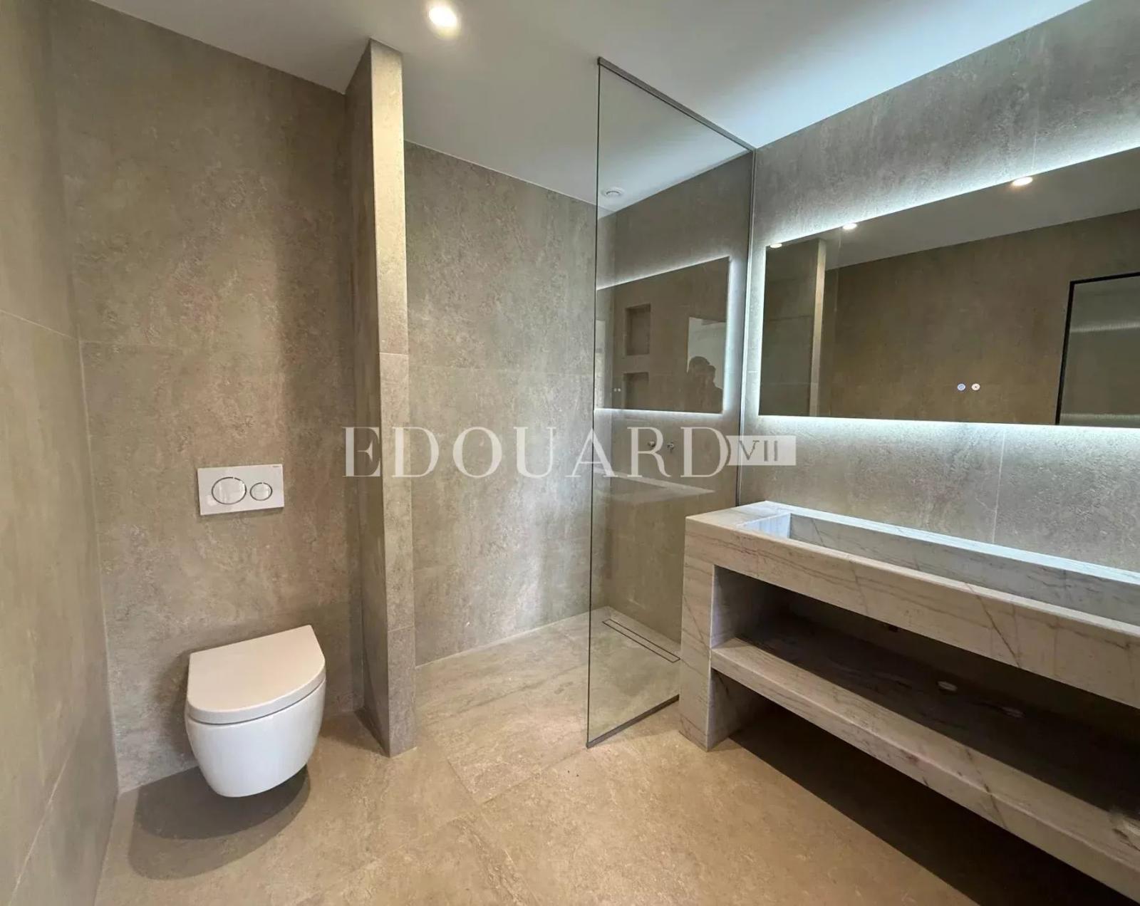 Superbe villa neuve avec piscine chauffée et vue mer exceptionnelle, proche de la Principauté de Monaco