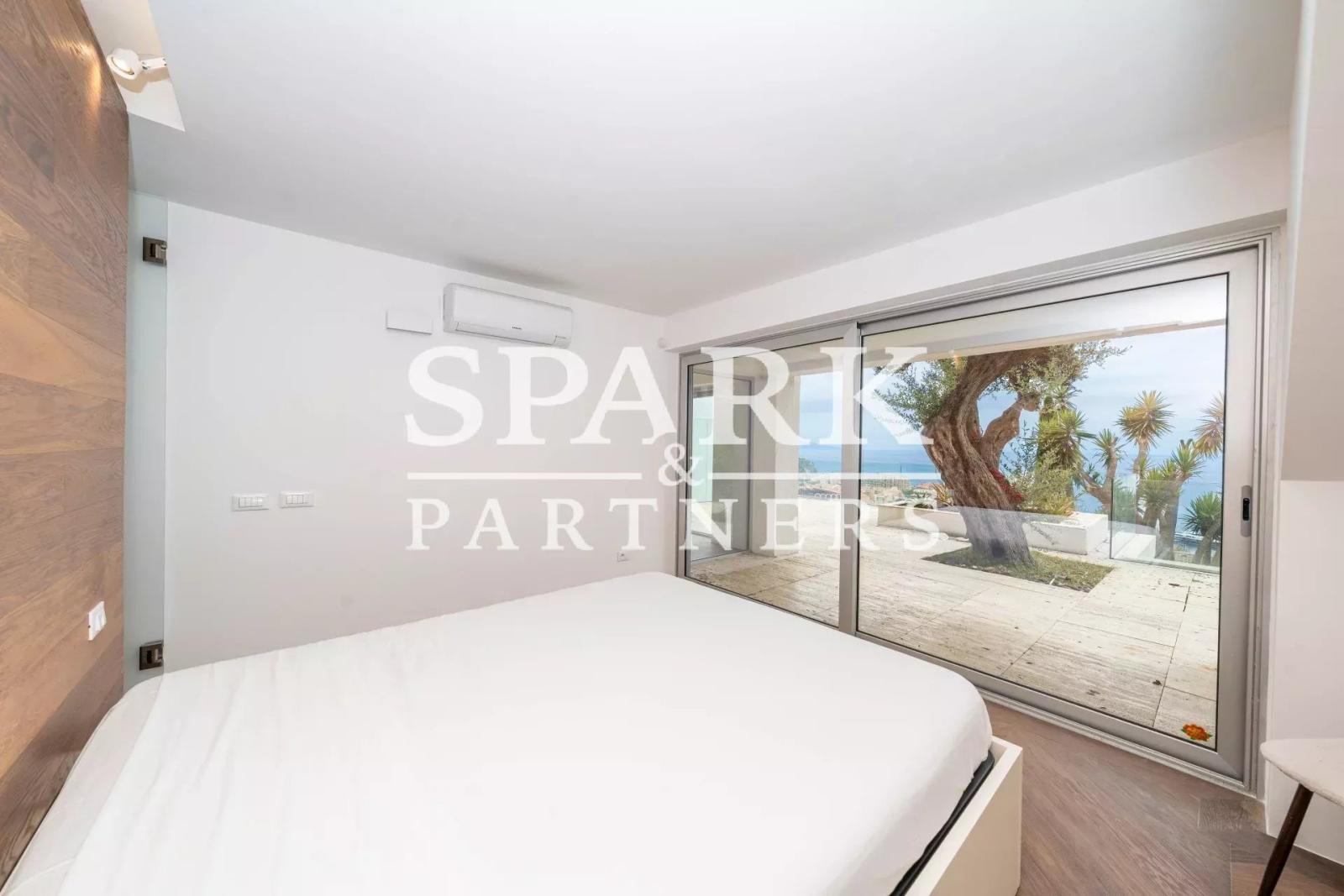 Cap d'Ail - Appartement avec une vue imprenable sur la mer et piscine