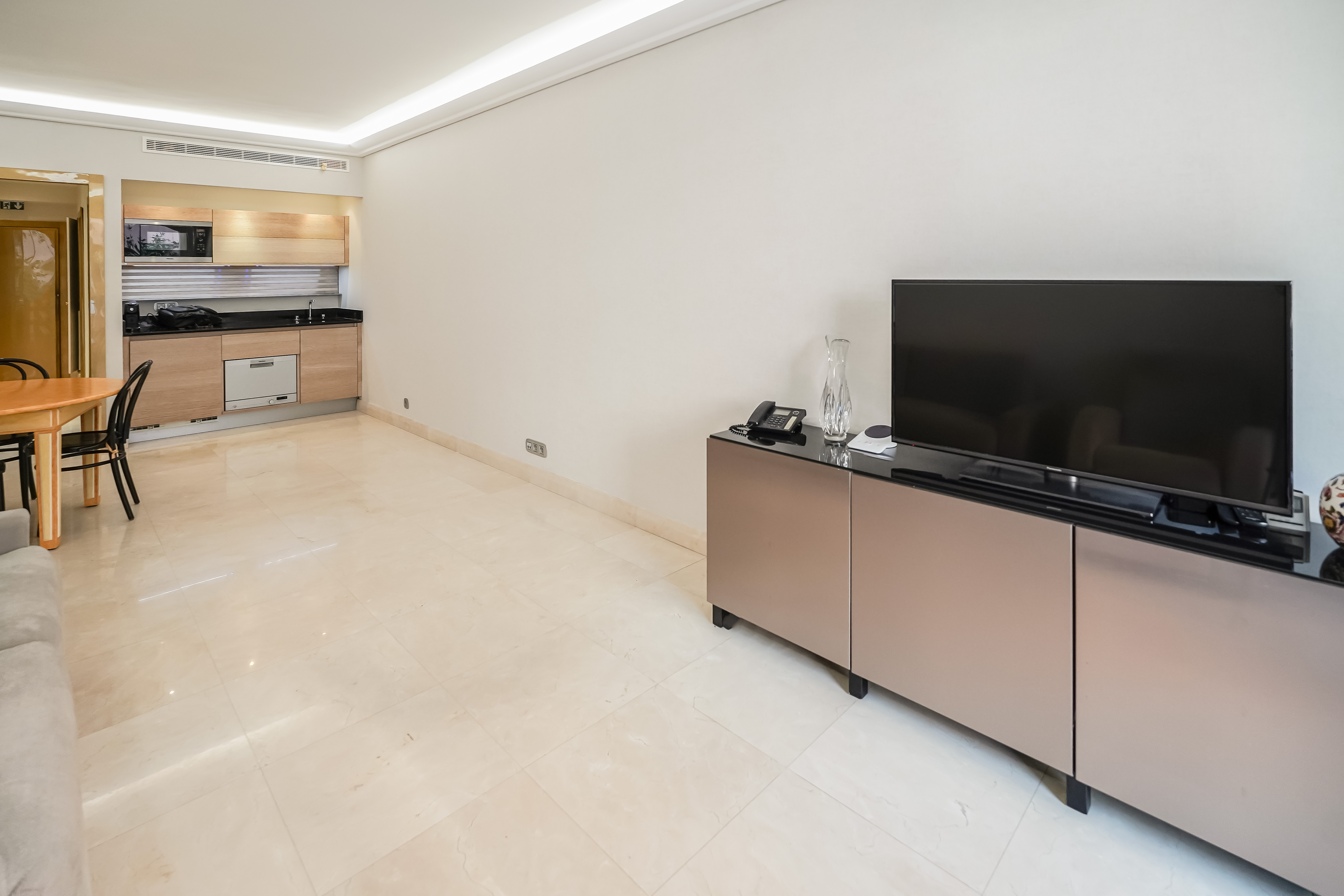 accBz_sejour-barnes-valeri-agency-monaco-1775828896.jpg