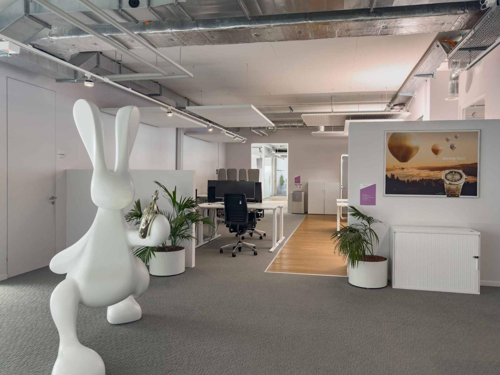 Ateliers et bureaux aménagés de 732 m² – Meyrin