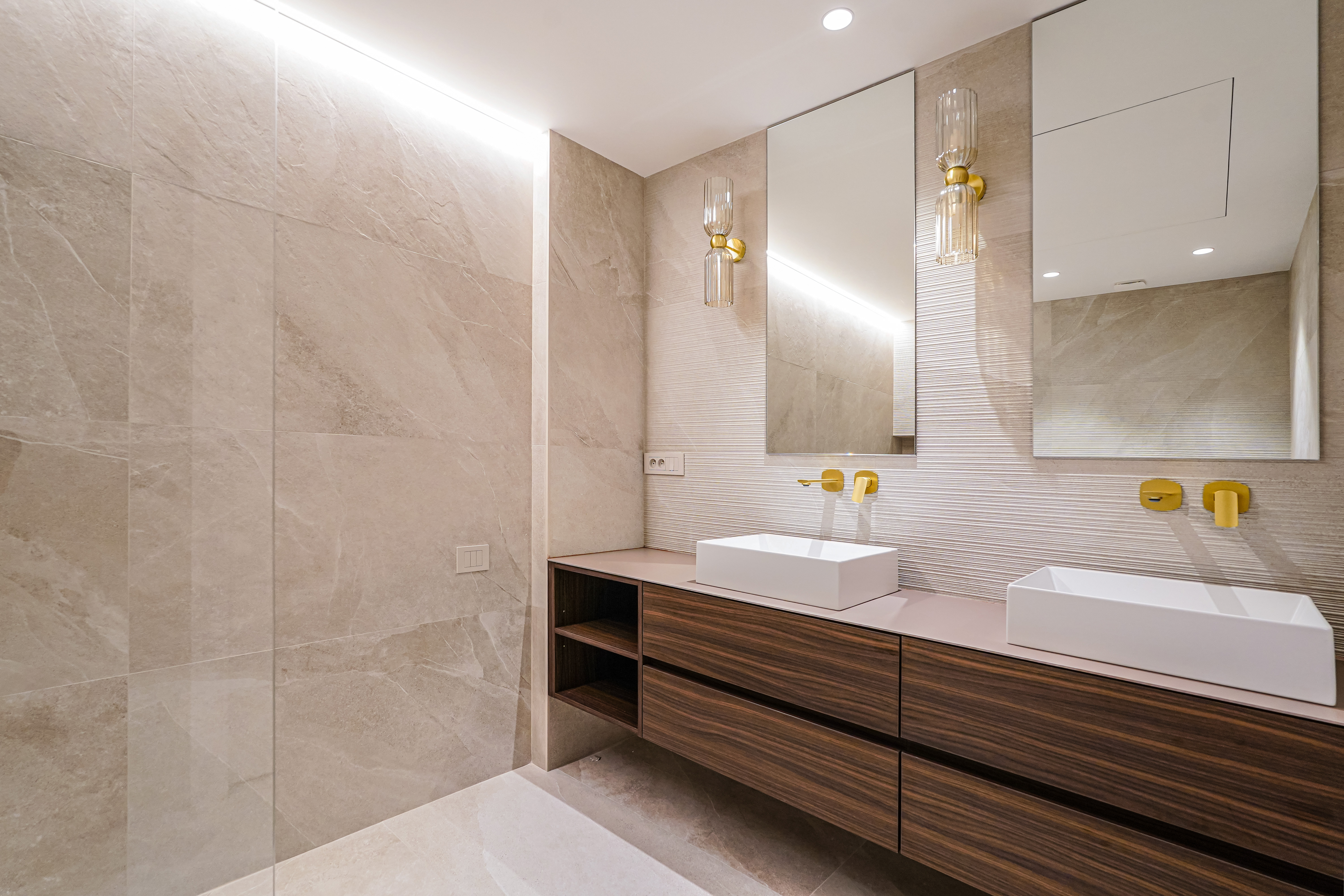 ad06e_sdd-chambre-master-2-suffren-barnes-valeri-agency-monaco-1759314281.jpg