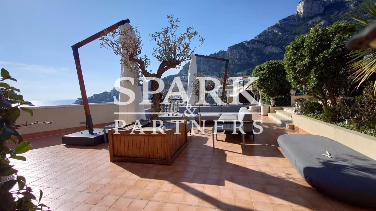 Monaco - Fontvieille - Rare penthouse luxueux de 7 pièces