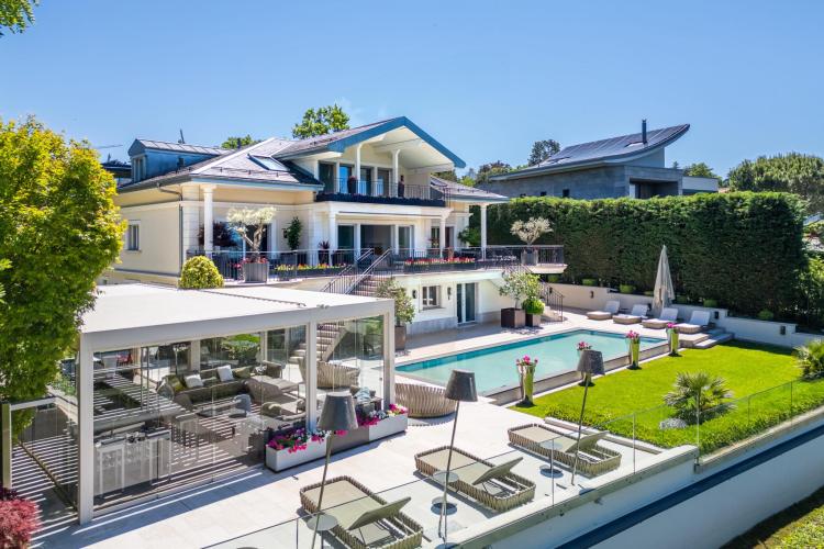 Exceptionnelle Villa à Cologny avec vue dégagée sur le lac