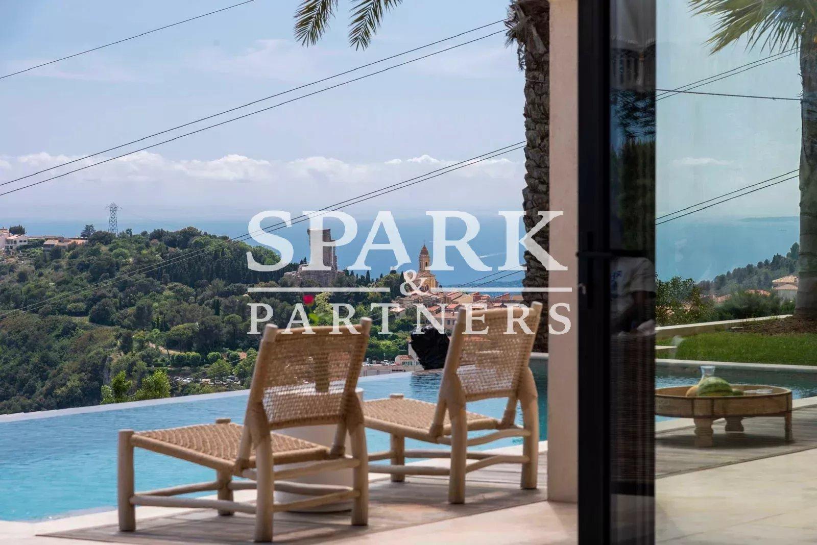 La Turbie - Villa dans un domaine privé avec vue panoramique sur la mer