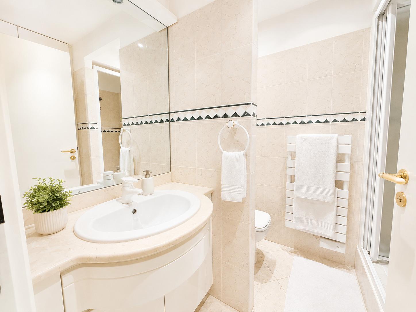 Studio - Garden House - immeuble avec concierge - Jardin Exotique