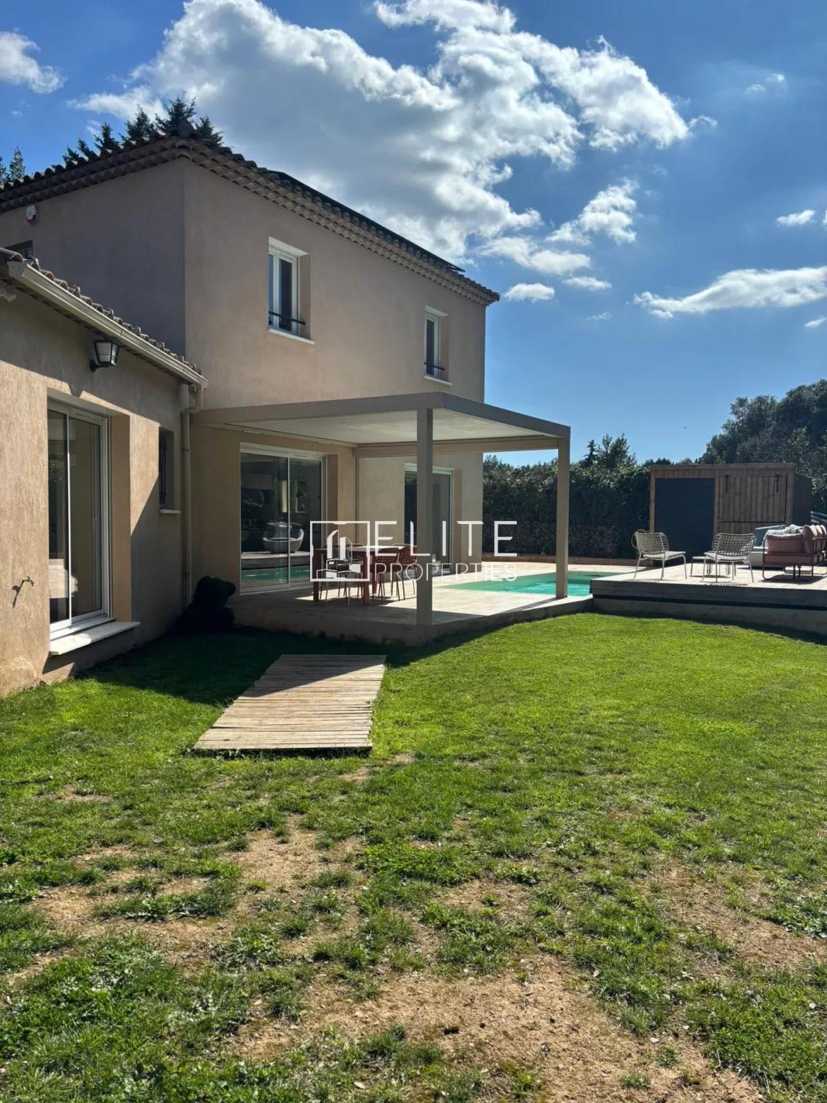 MAISON 5 PIÈCES DE 128 m² & PISCINE – GRASSE SAINT-JACQUES