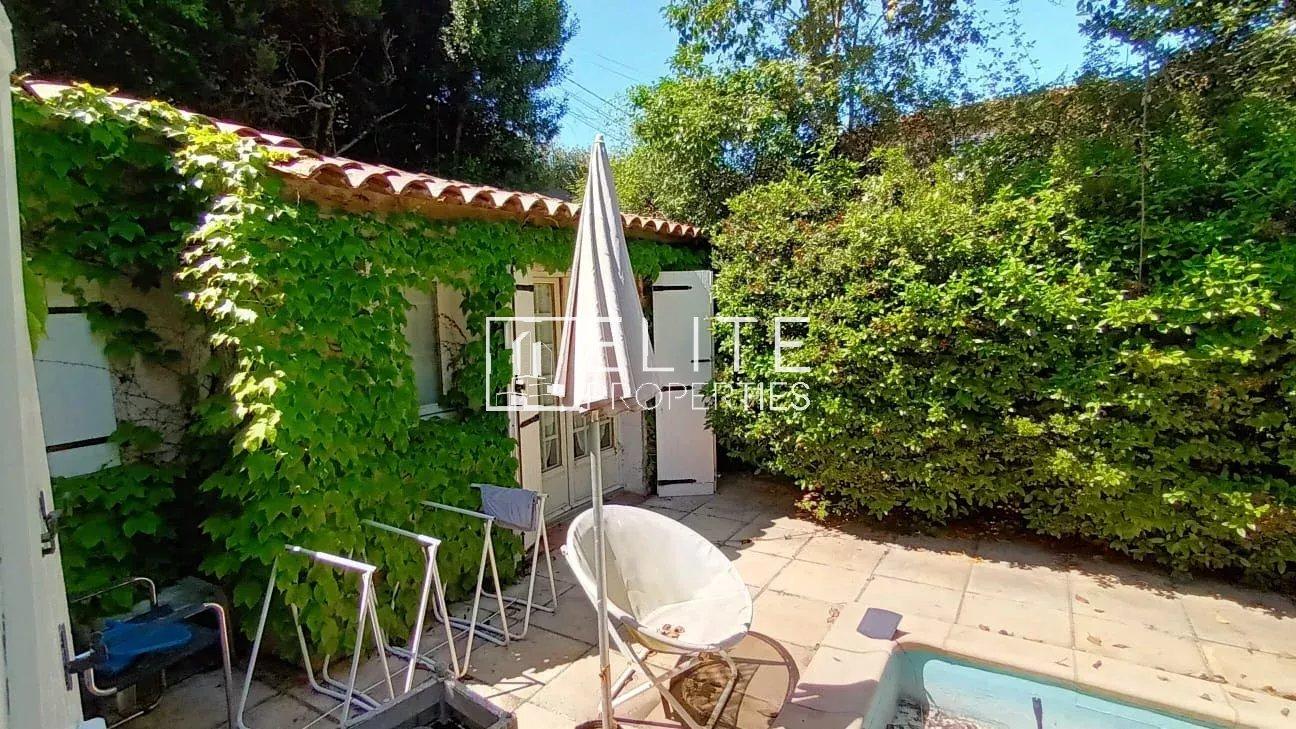 Mougins - Charmante Maison de Plain-pied à Rénover