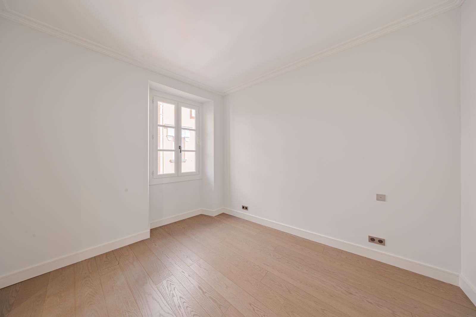 MAGNIFIQUE 2 CHAMBRES SUR LE ROCHER