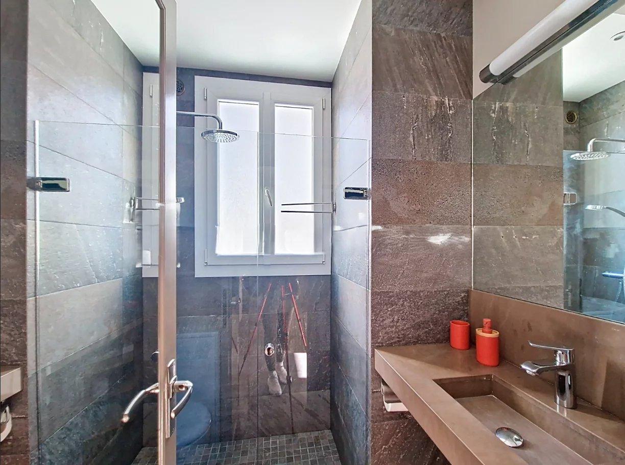 CANNES BANANE - T2 RÉNOVÉ ET MEUBLÉ