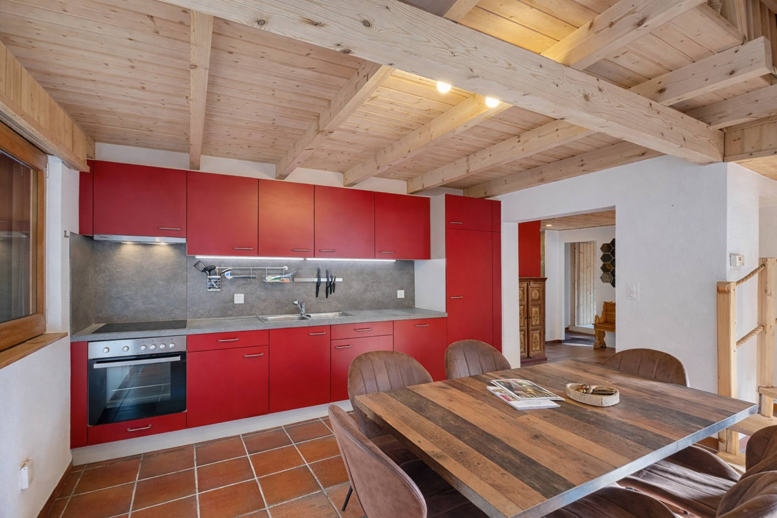 Chalet mitoyen au charme authentique – entièrement rénové