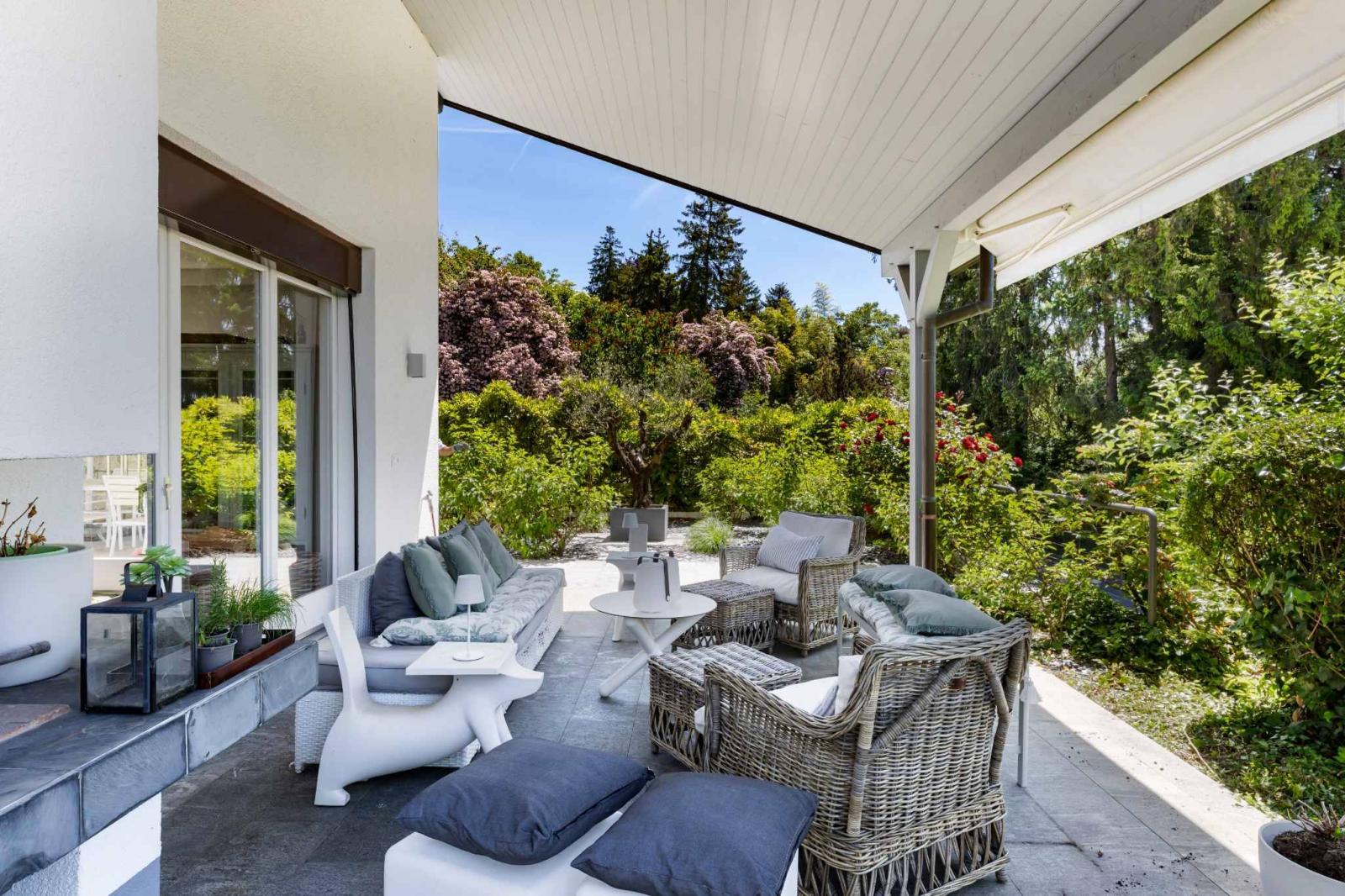 Villa individuelle de 6,5 pièces avec vue sur le lac Léman