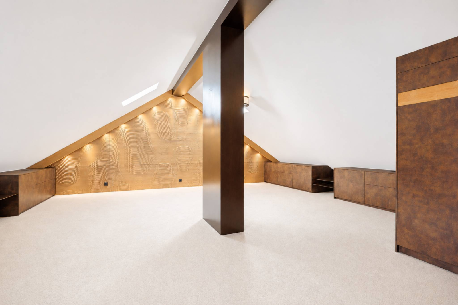 Magnifique attique en duplex avec vue imprenable sur le lac