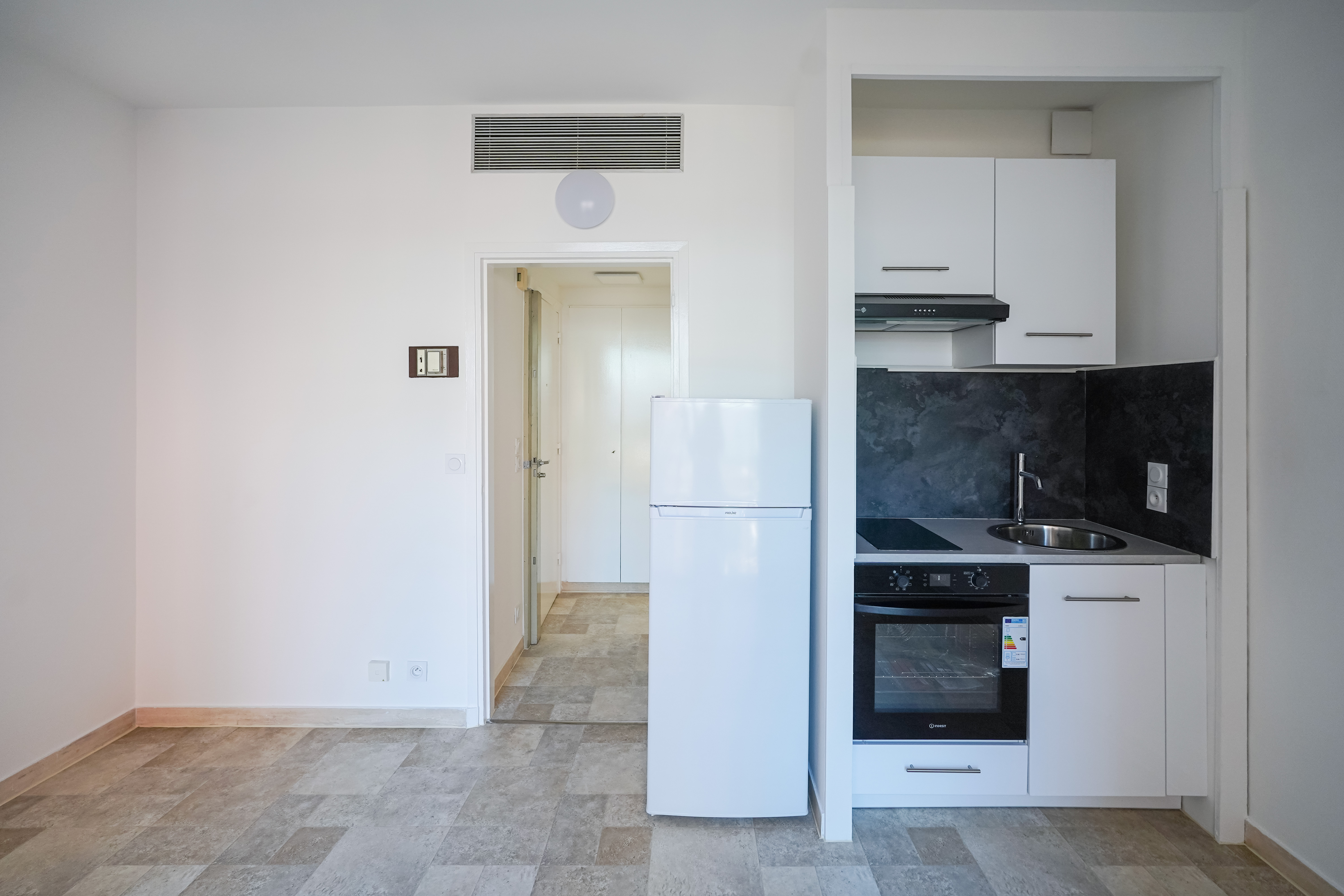 aYb1X_cuisine-barnes-valeri-agency-monaco-1783090881.jpg