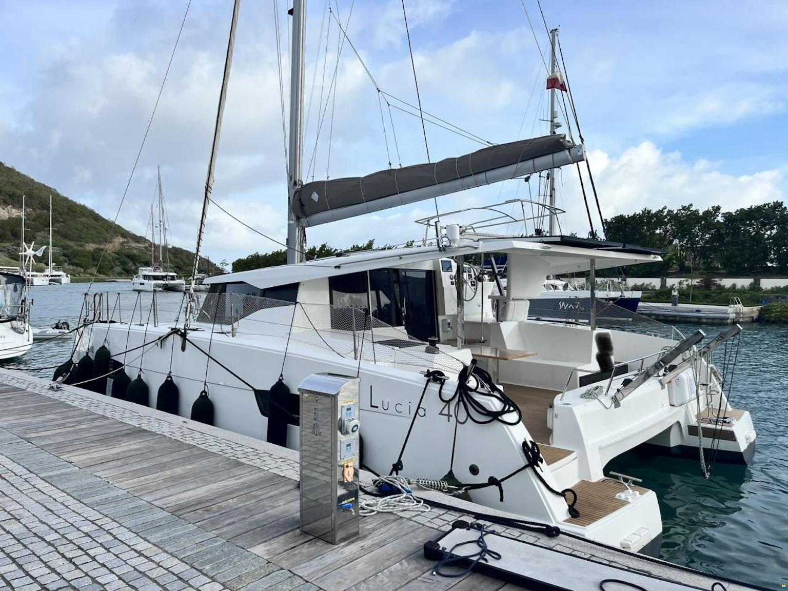 b048c_8e838_2016-fountaine-pajot-lucia-40-sail-9423220-20241008074933482-1_xlarge.jpg