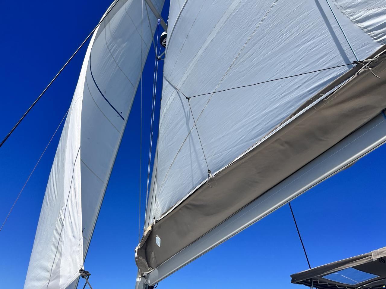 b14f0_7d8bd_2016-fountaine-pajot-lucia-40-sail-9423220-20240610085119474-1_xlarge.jpg