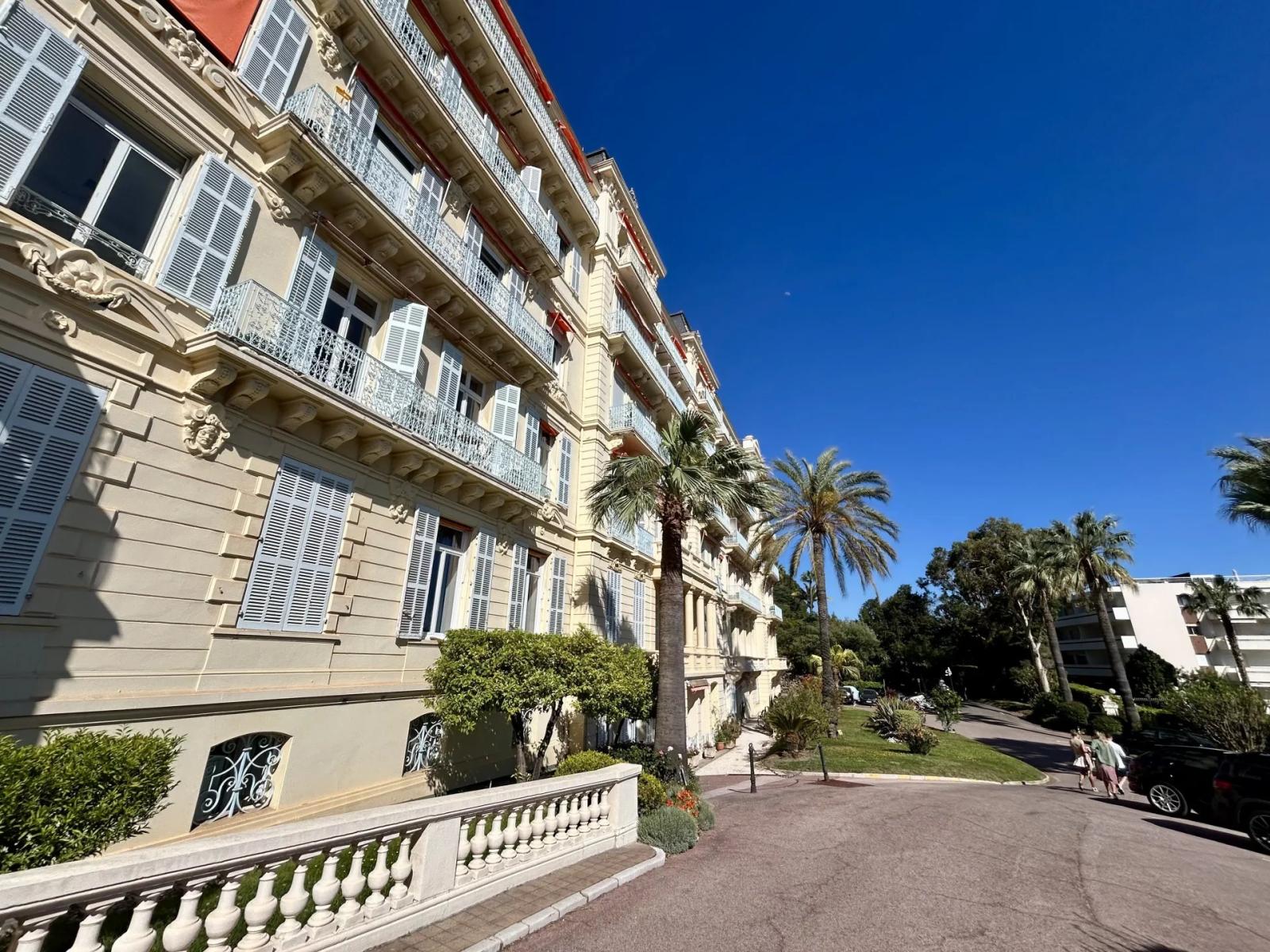 Le Californie – Loft 3 pièces rénové avec vue mer