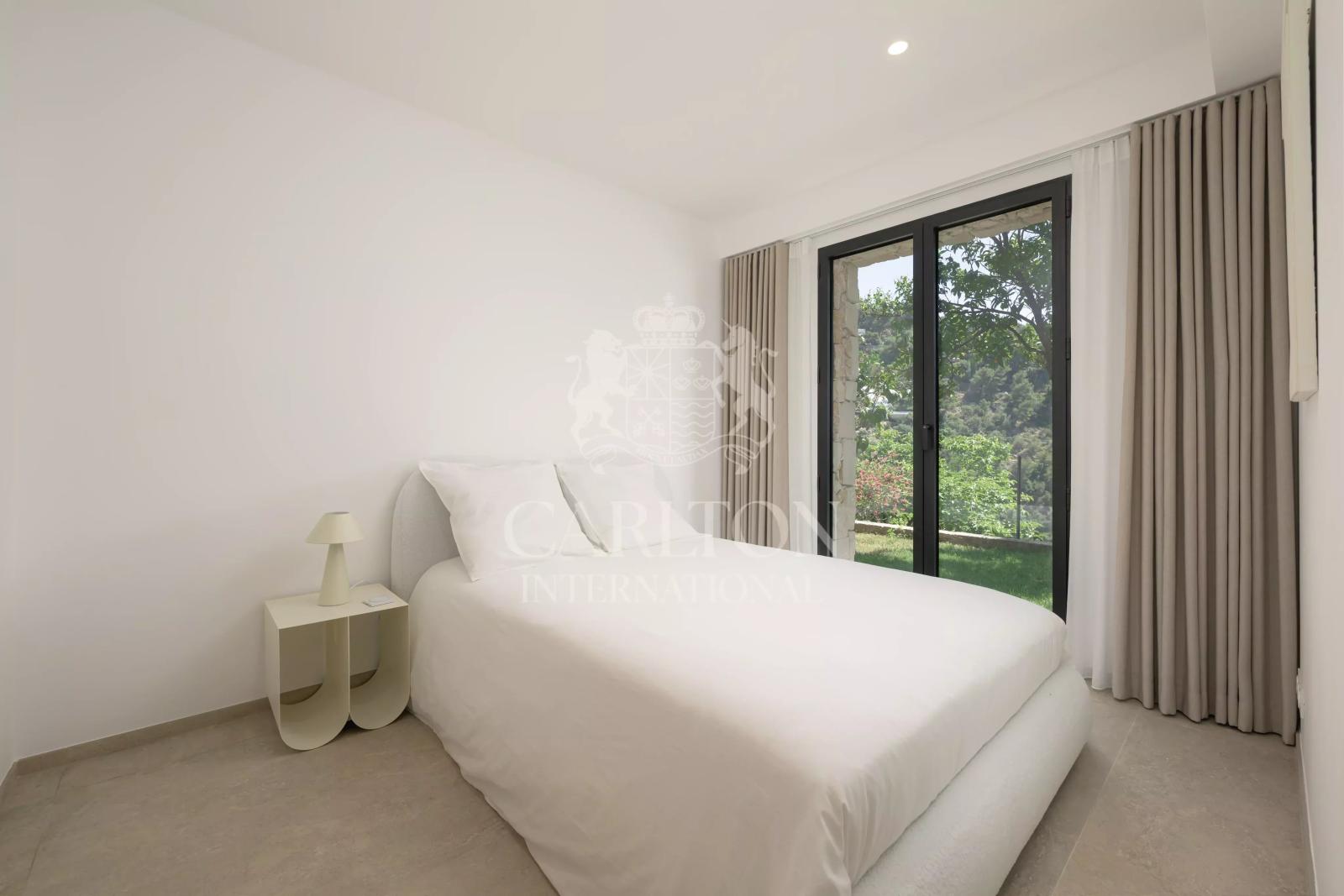 Villa contemporaine avec vue mer panoramique – Quartier du Serret, à quelques minutes de Monaco