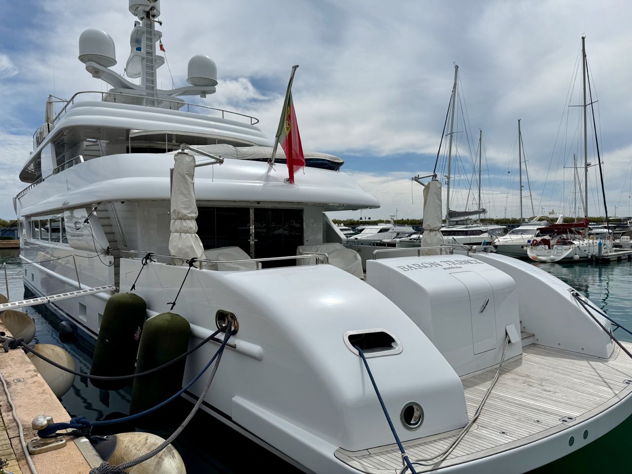 407d6_g7bul_explorer_44_barcelona_yachting_-_1-1.jpg
