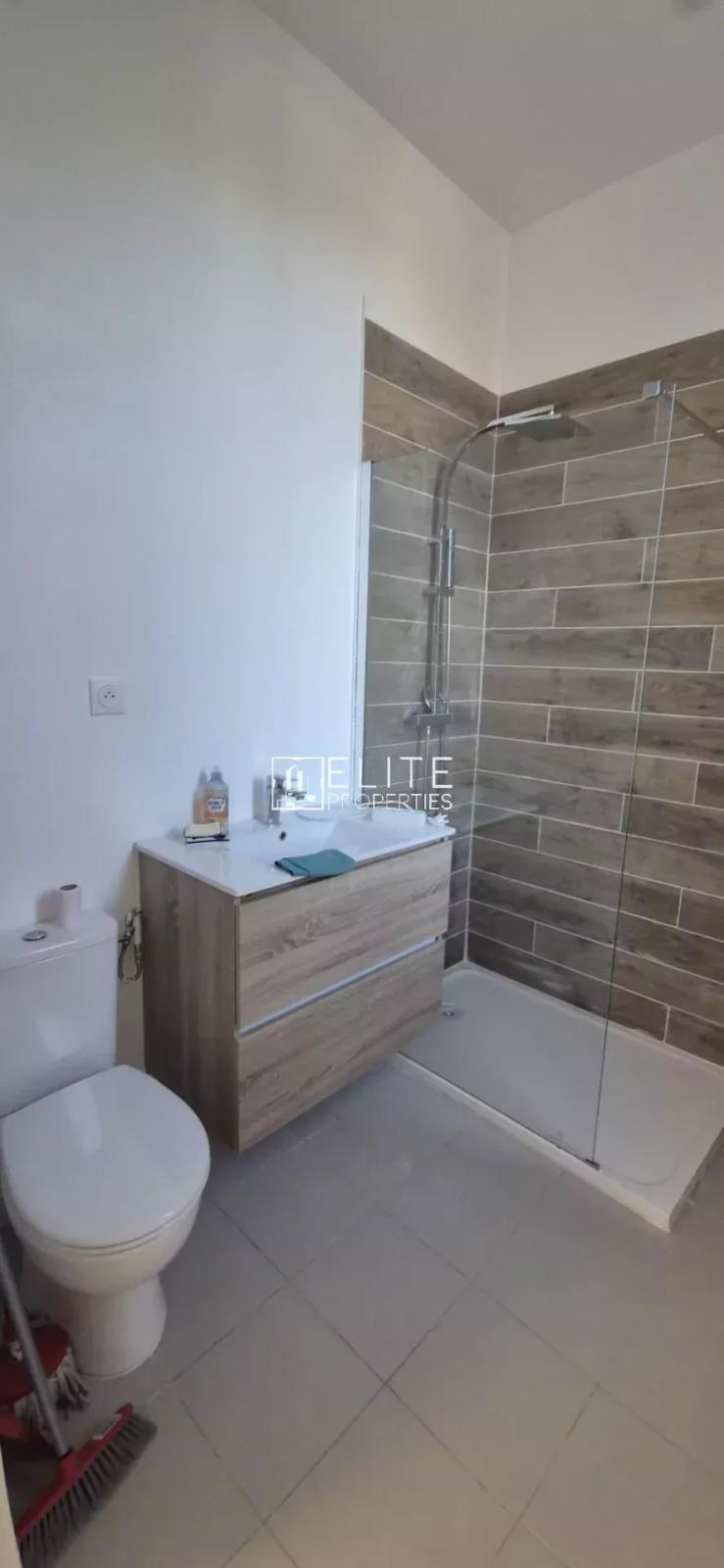 BATIMENT NEUF LOCAL COMMERCIAL GRASSE