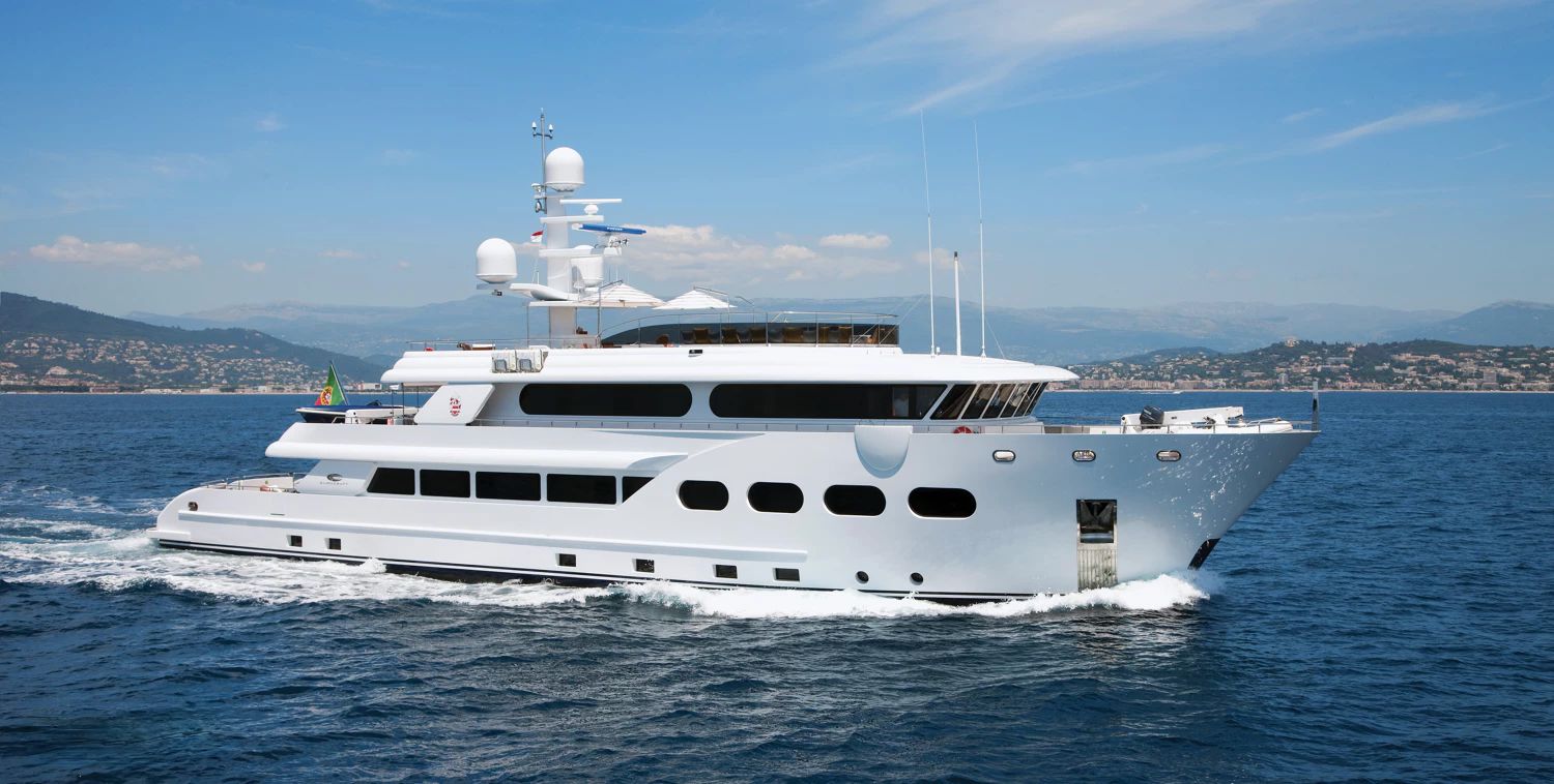 7f486_rgctu_baron_trenck_barcelona_yachting_-_2.jpg