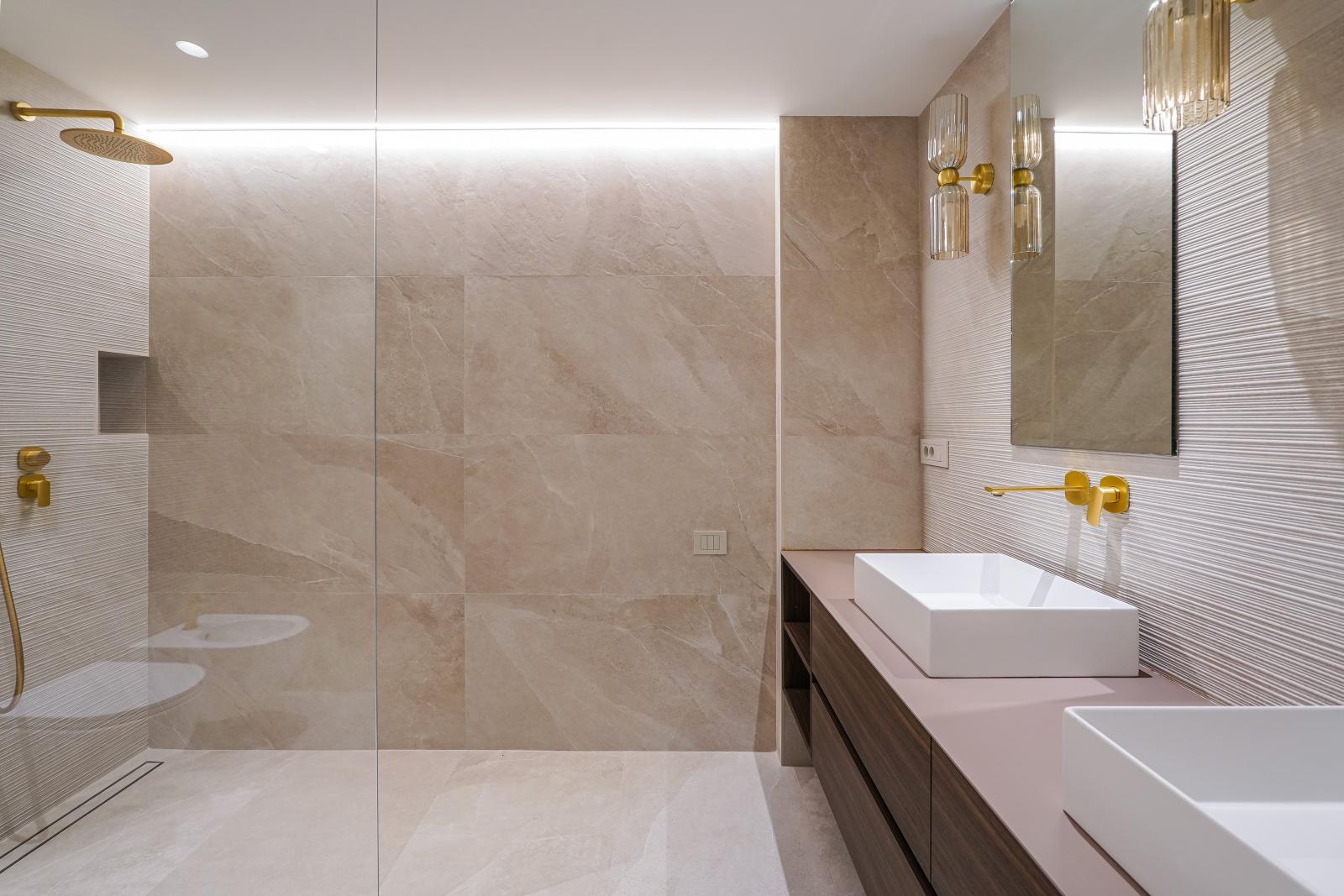NEW - CONDAMINE I PORT - GRAND 3 PIÈCES - USAGE MIXTE