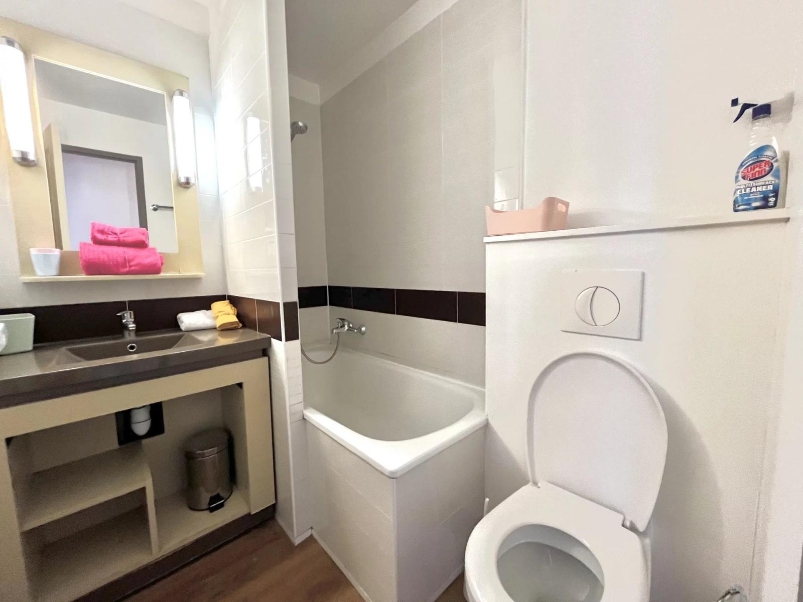 SOUS OFFRE SAINT RAPHAEL  Agay, T3 trame large, dernier étage, vue mer panoramique. Parking