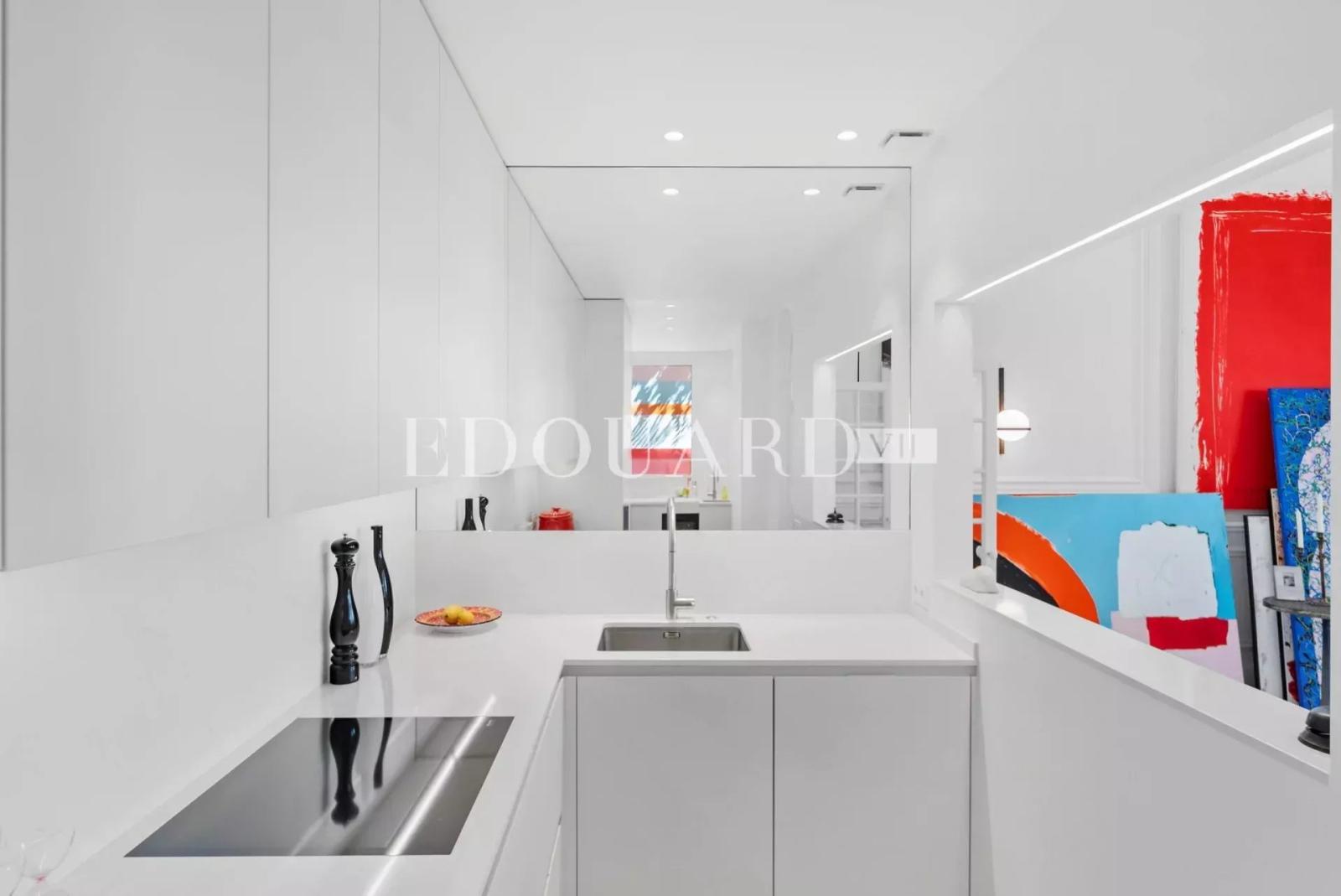 Appartement d'exception dans résidence classée au cœur du prestigieux quartier de Garavan