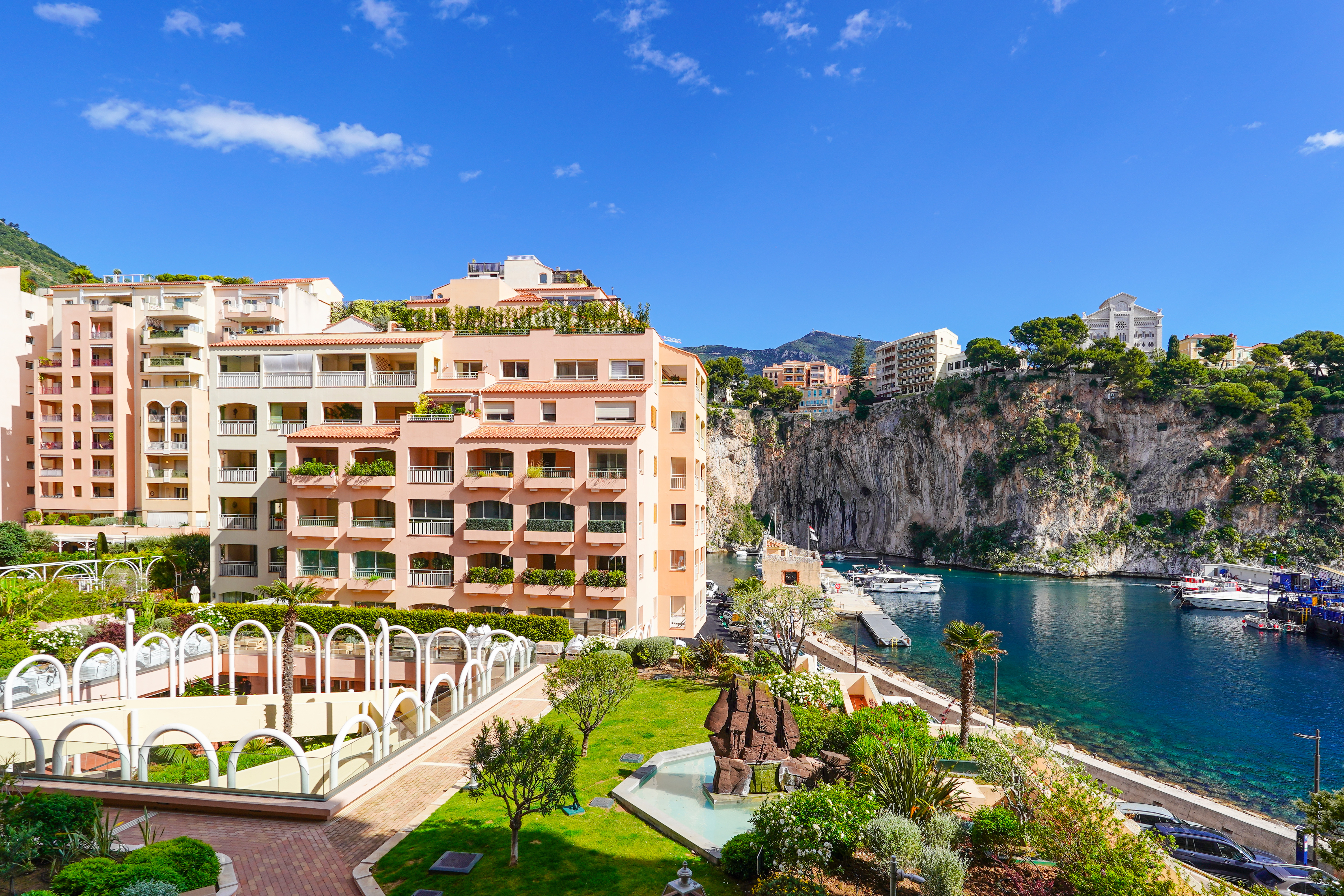 ba6fd_vue-large-fontvieille-barnes-valeri-agency-monaco-1778495804.jpg