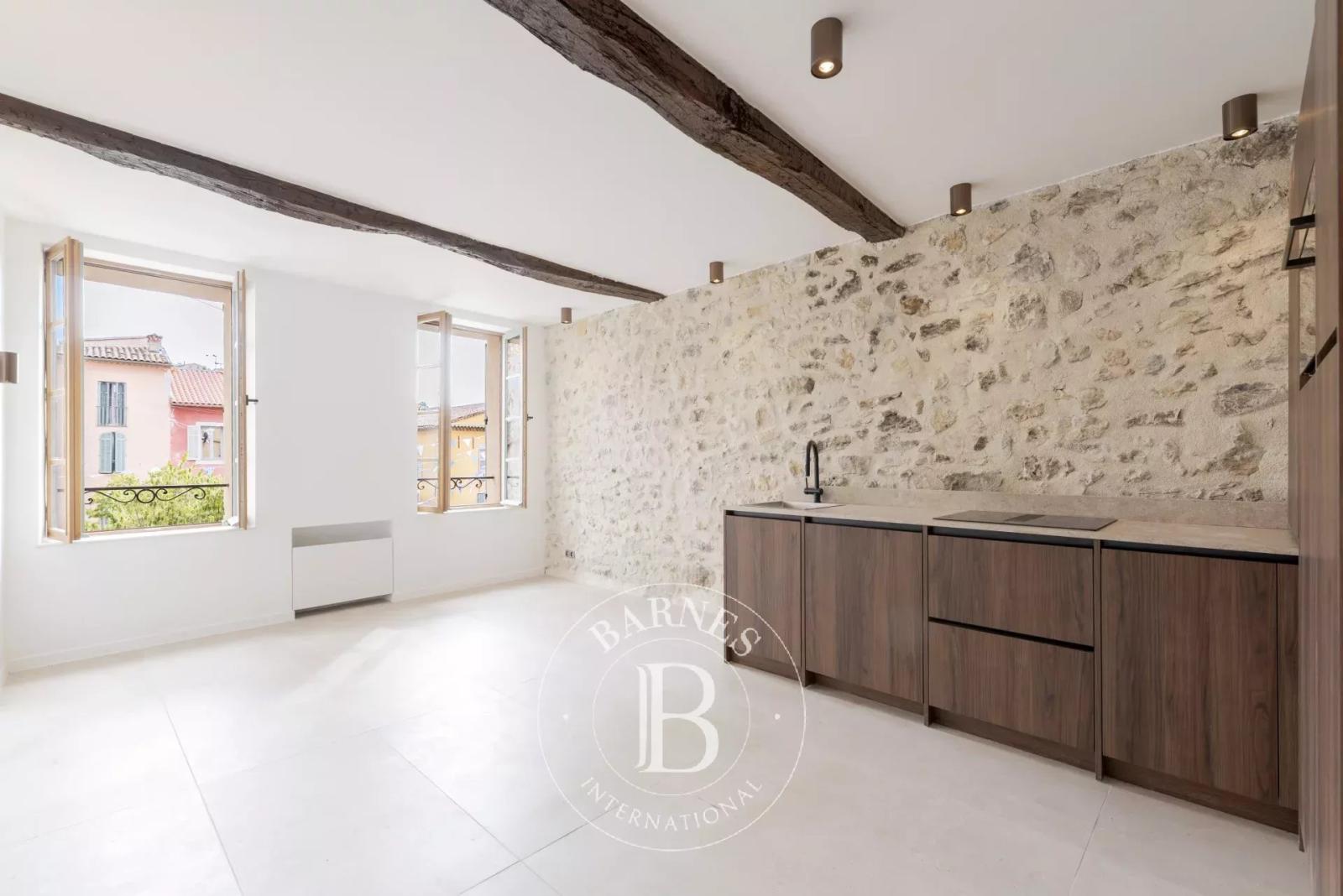Immeuble - 4 lots - Valbonne village