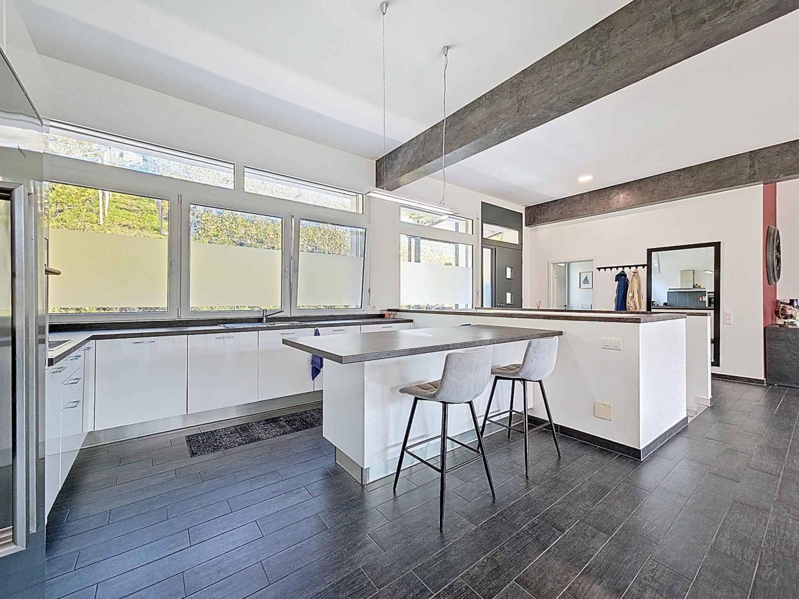 Maison contiguë de 5.5 pièces avec jardin et vignes