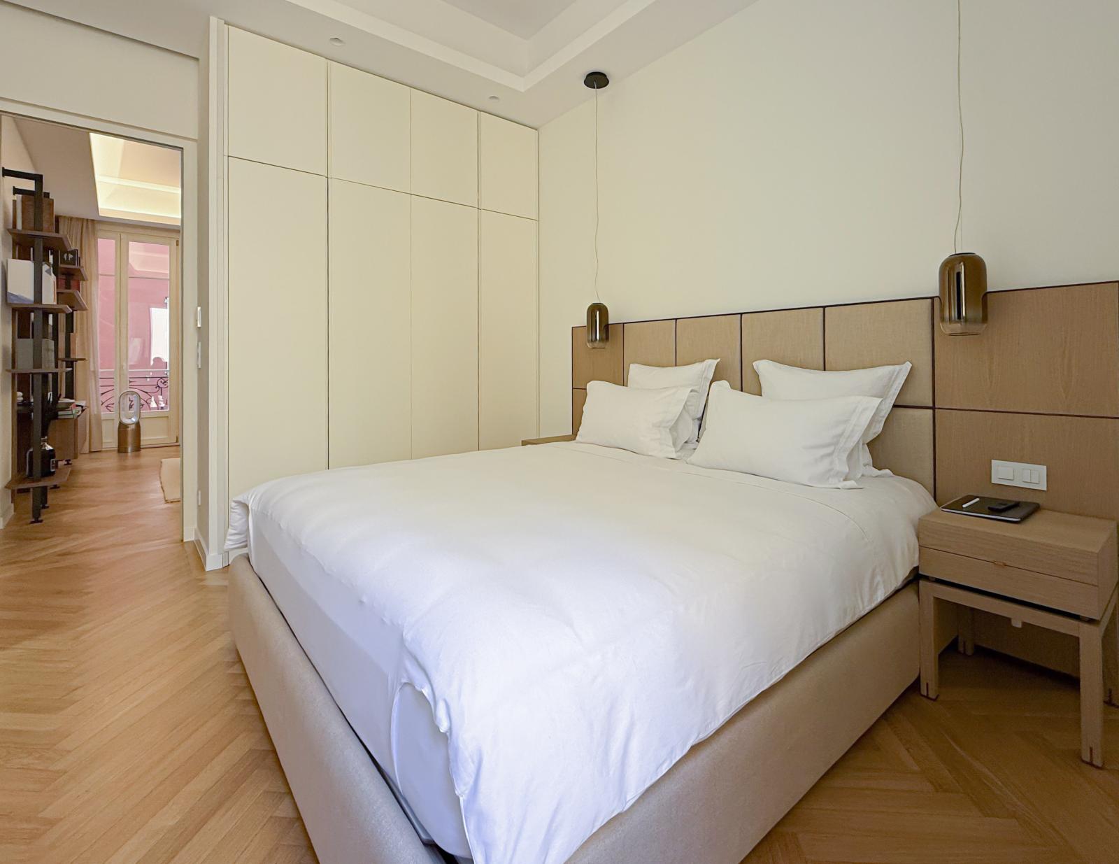 MONACO VILLE - BEAU 3 PIÈCES RÉNOVÉ - ROCHER