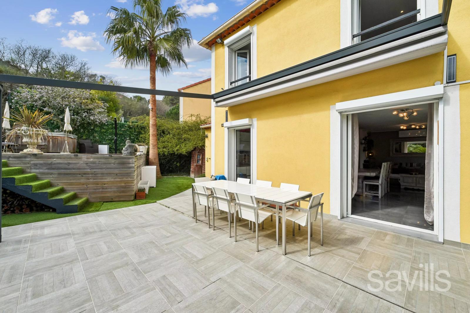 Maison à Èze avec Jacuzzi et piscine