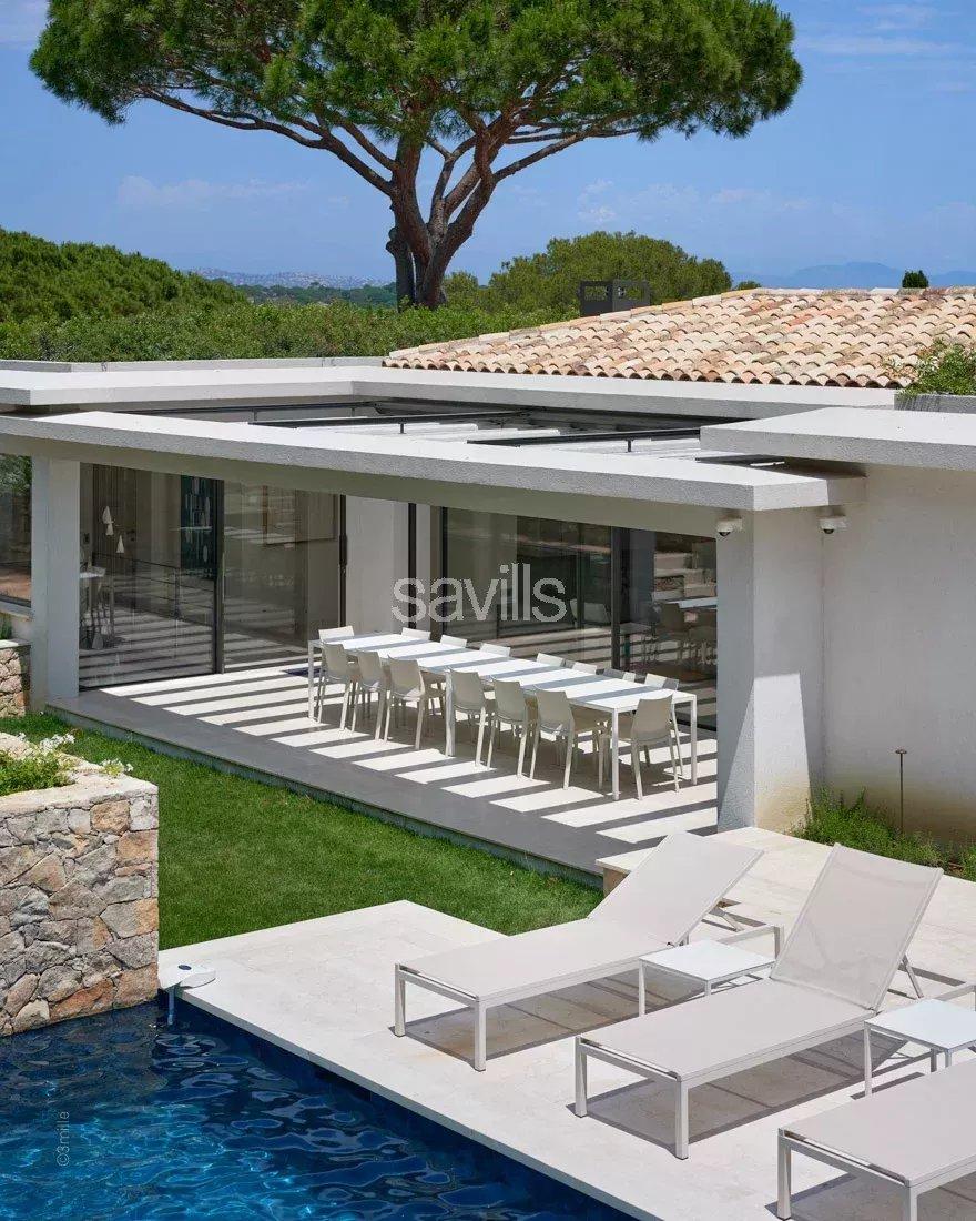 Saint-Tropez, Villas contemporaines vue mer