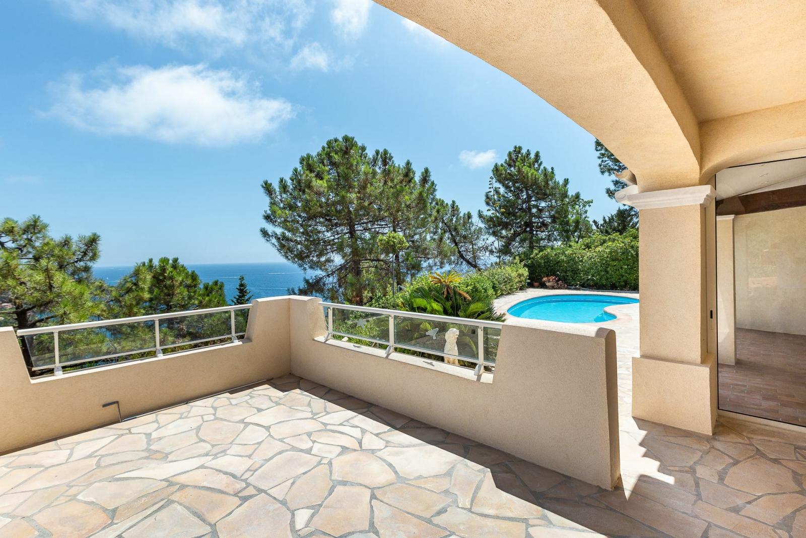 Villa rénovée vue mer à Théoule-sur-Mer