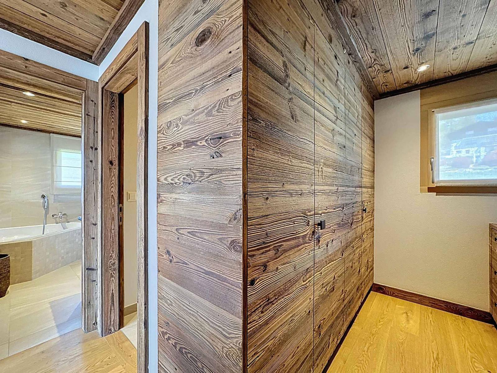 Magnifique chalet en vieux bois avec vue panoramique